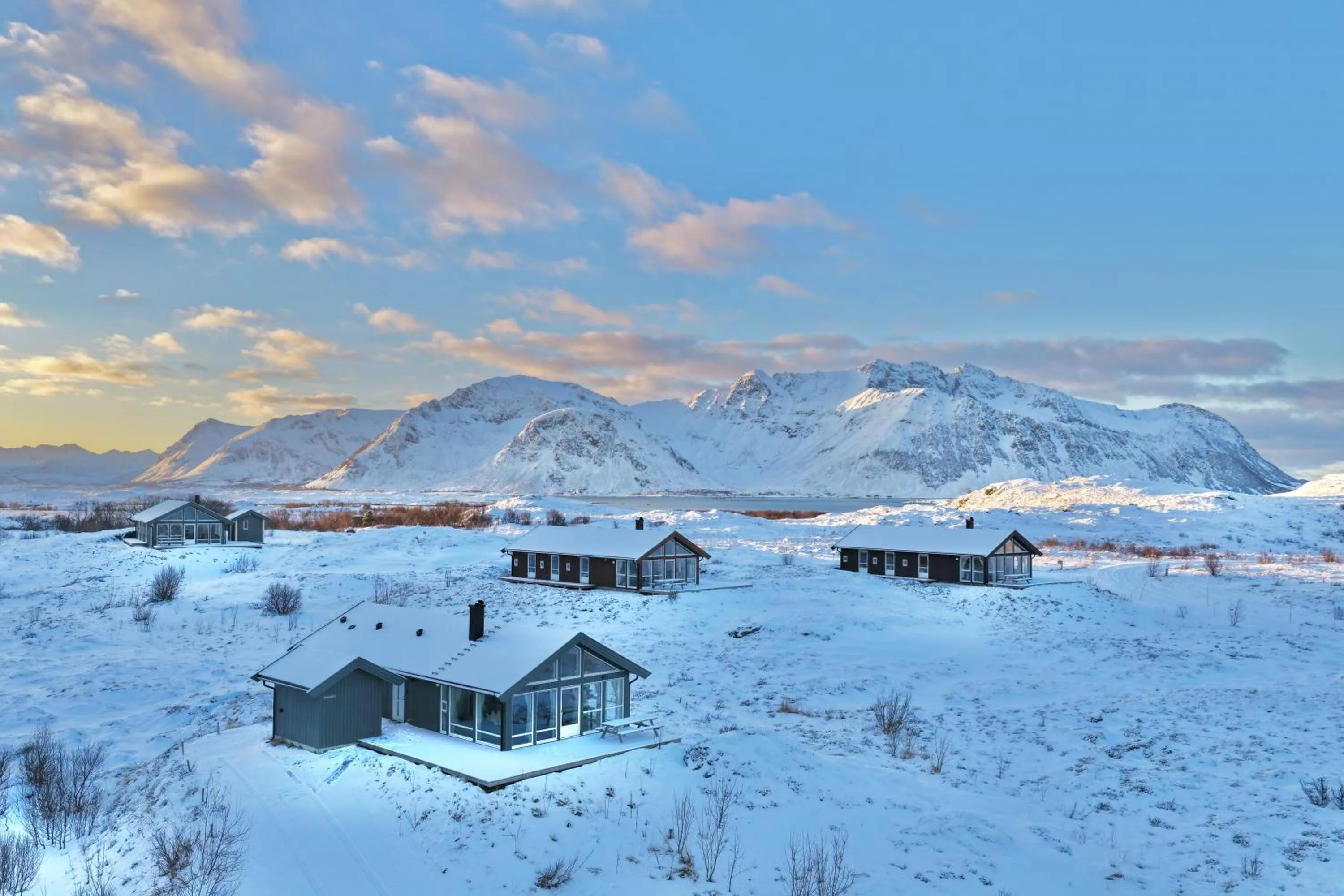 Winter in Lofoten Links Lodges