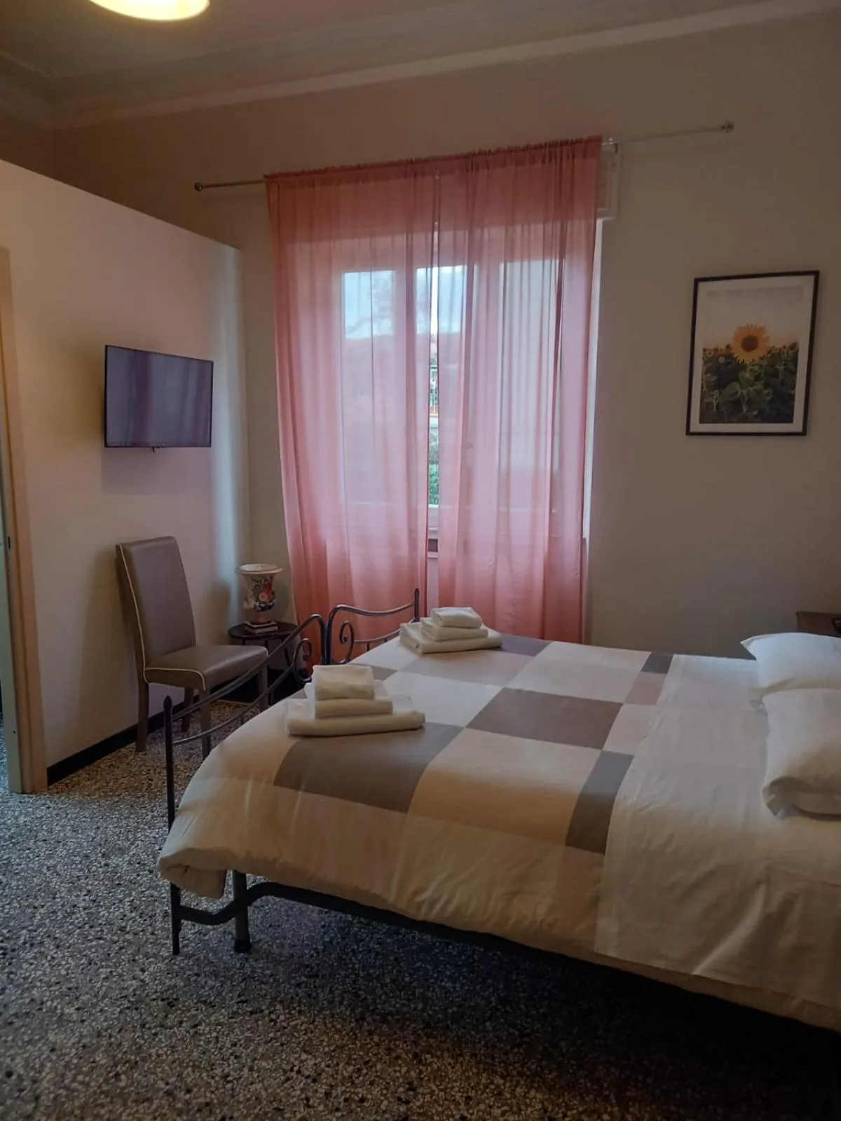 Bedroom, Bed in Villa Catelli