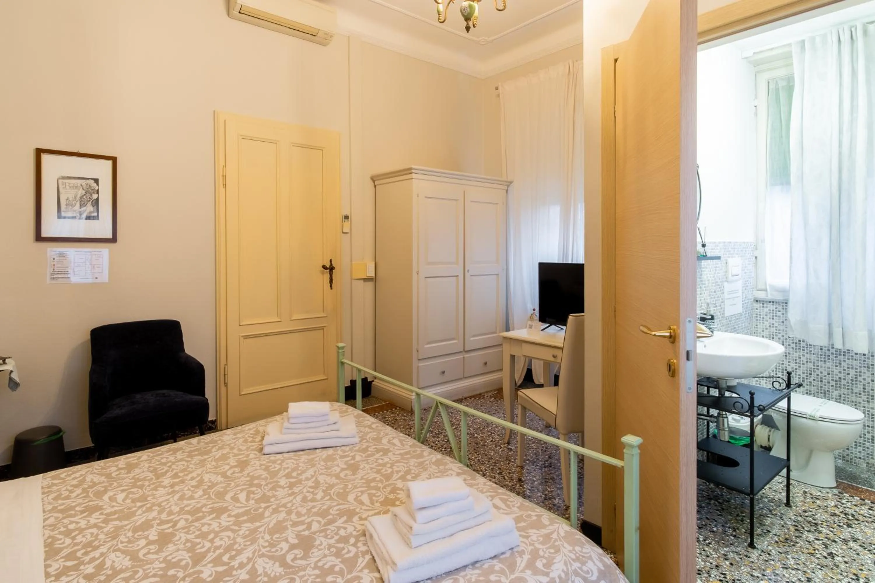 Bed in Villa Catelli