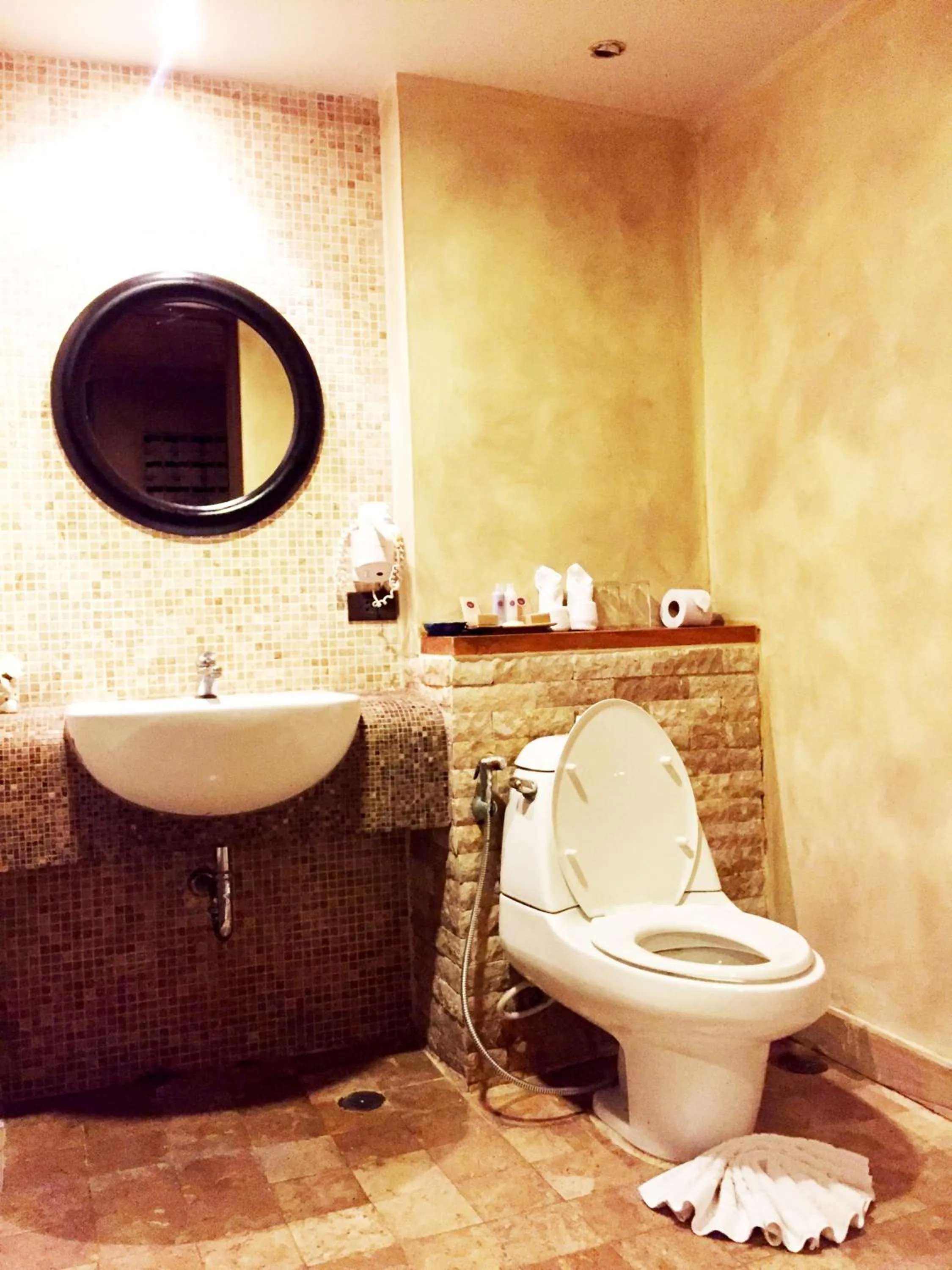 Toilet in Weekender Resort