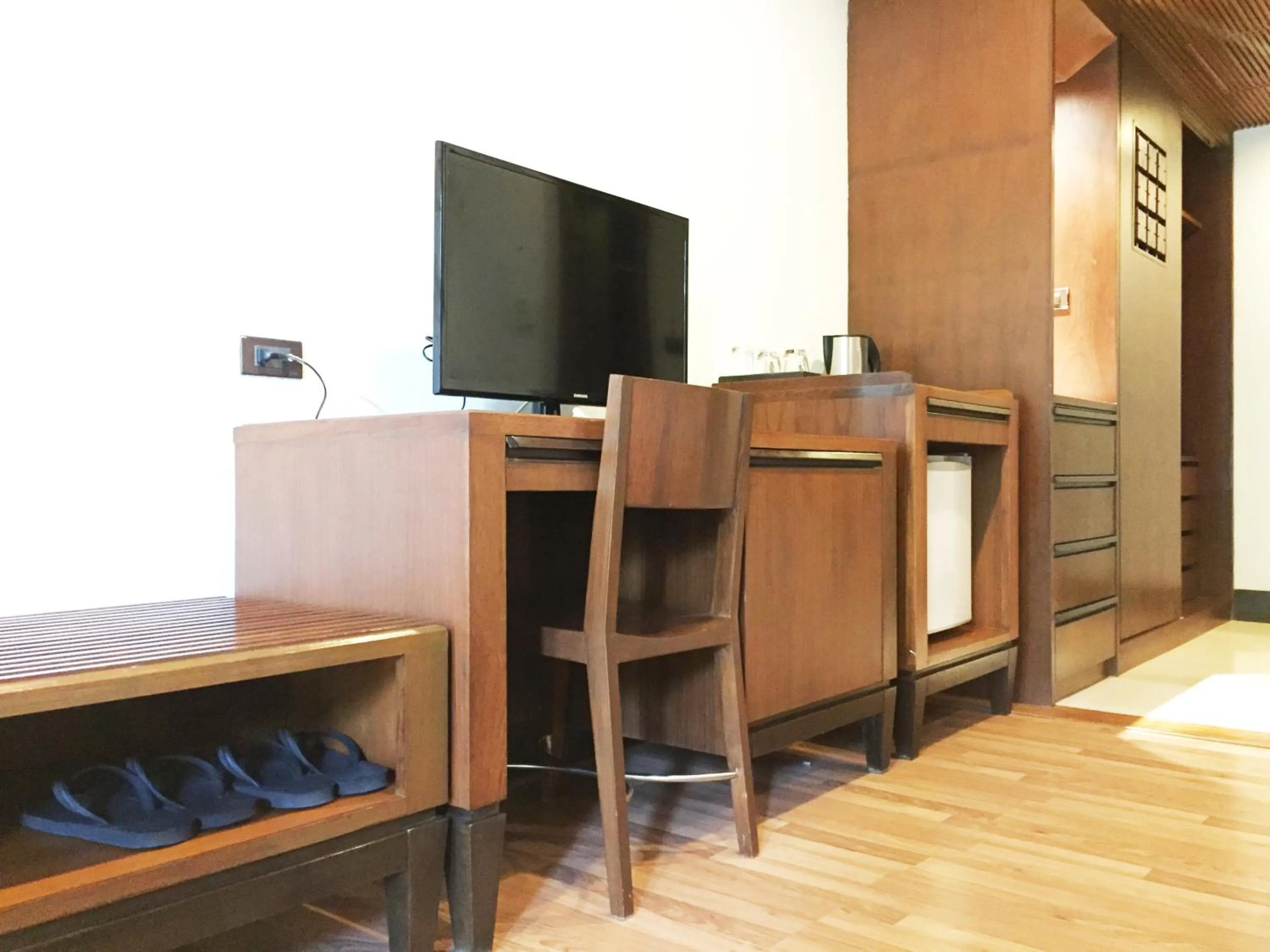 TV and multimedia in Weekender Resort