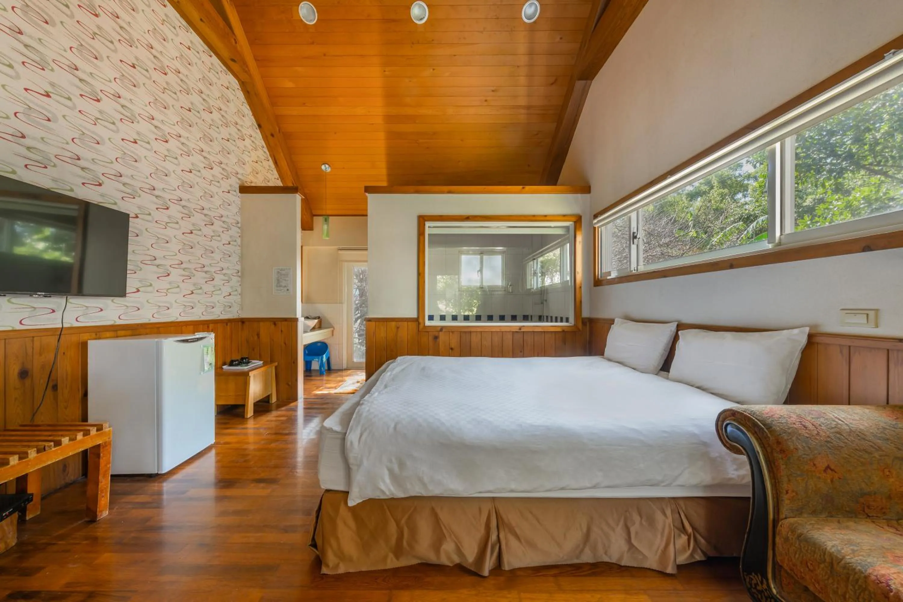Photo of the whole room, Bed in Green Forest Villa