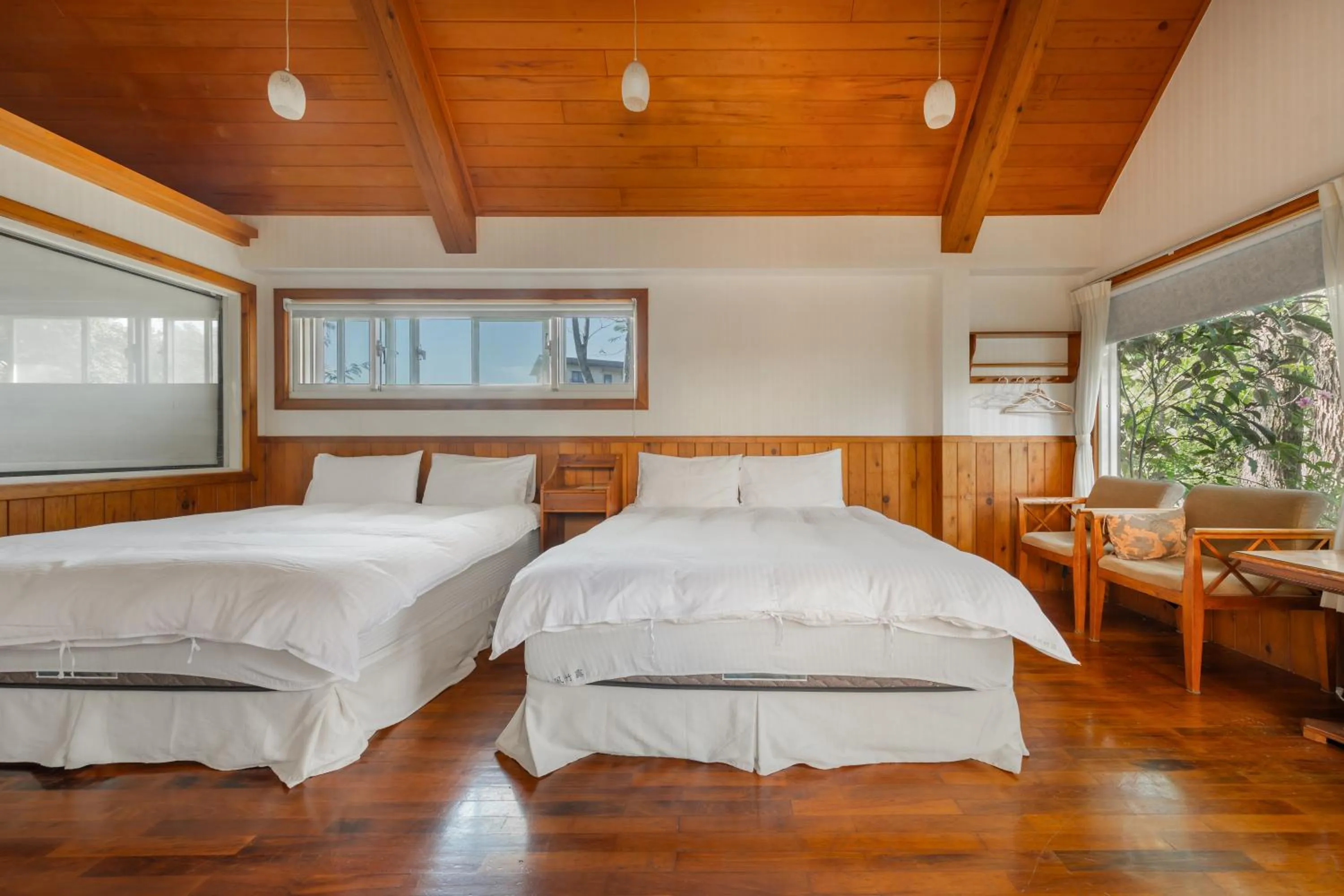 Bed in Green Forest Villa