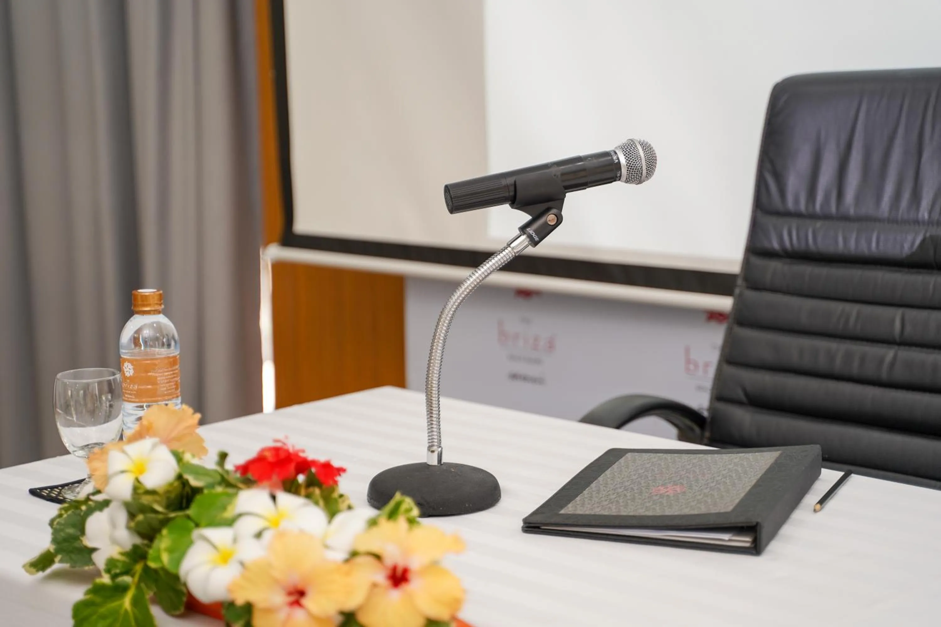 Business facilities in The Briza Beach Resort, Samui - SHA Plus