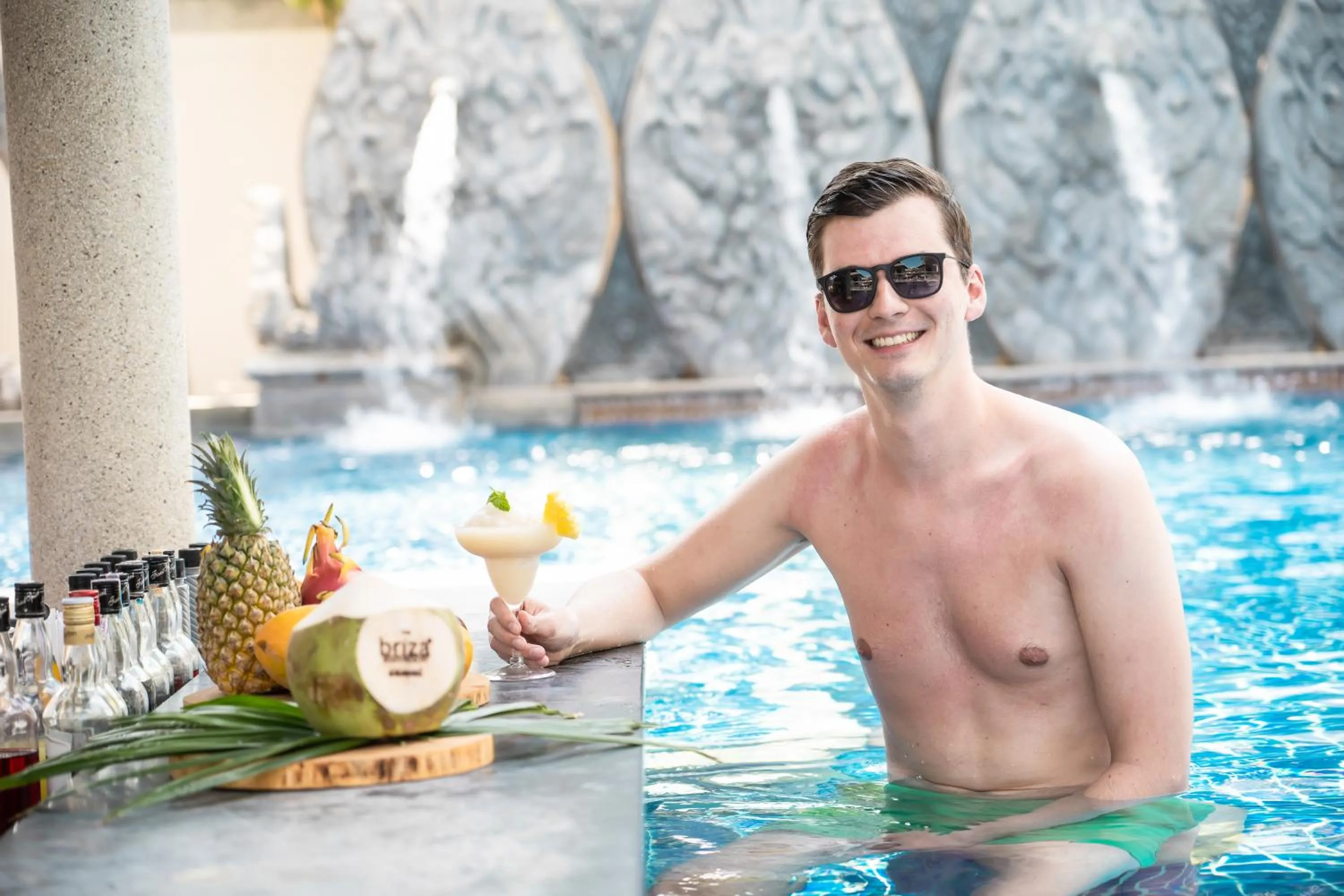 Restaurant/places to eat in The Briza Beach Resort, Samui - SHA Plus