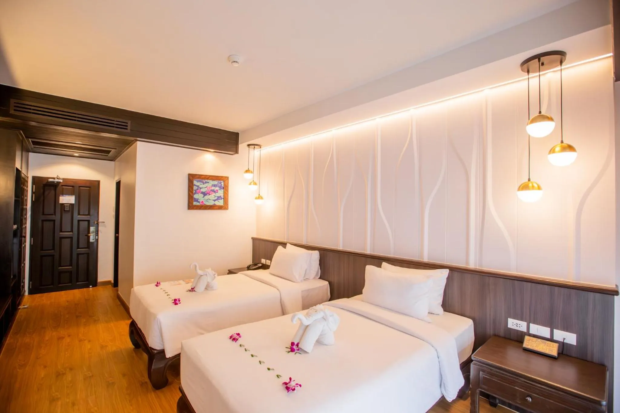 Bedroom, Bed in Nipa Resort, Patong Beach