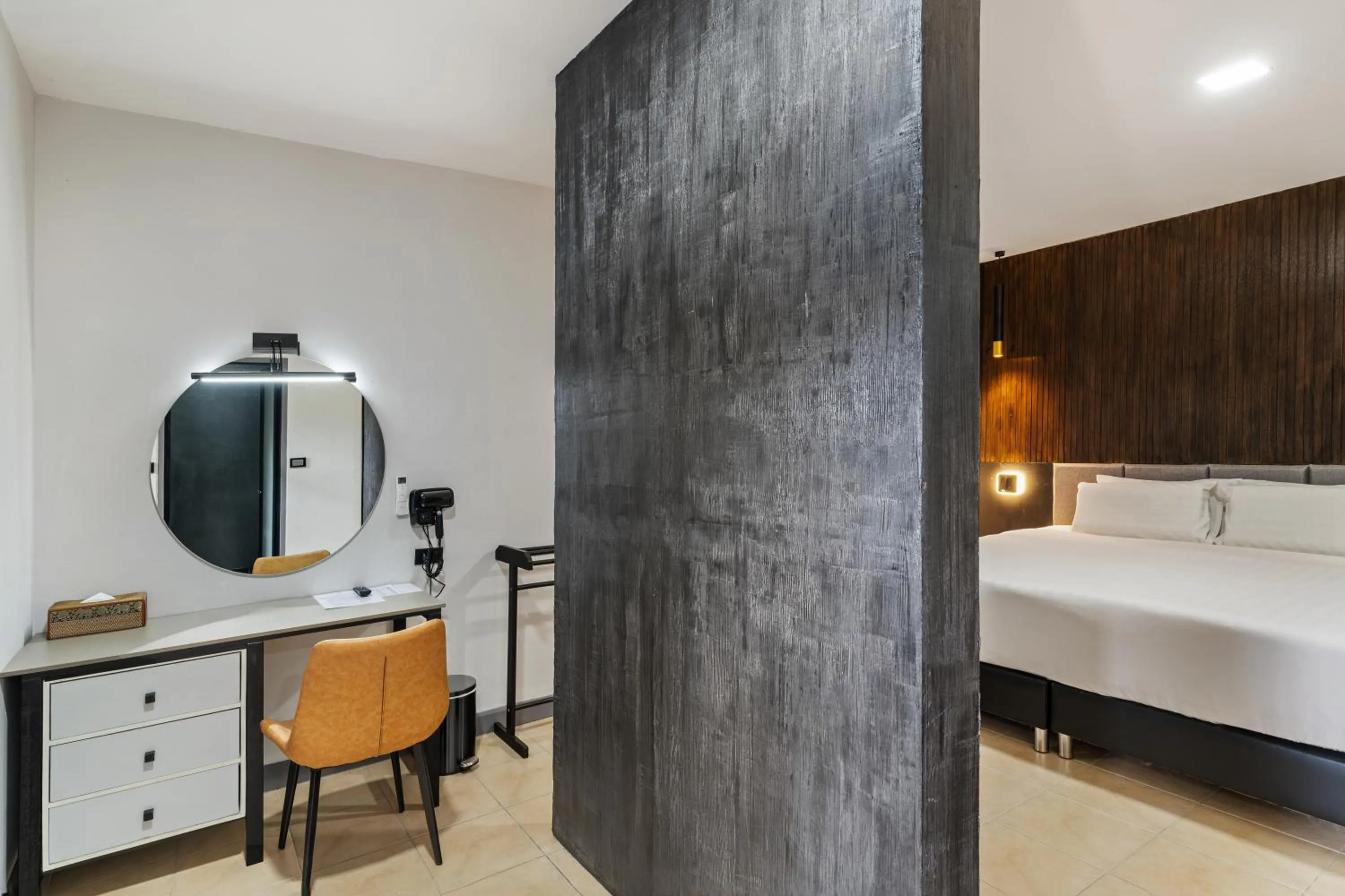 Bed in Tuana Hotels The Phulin Resort