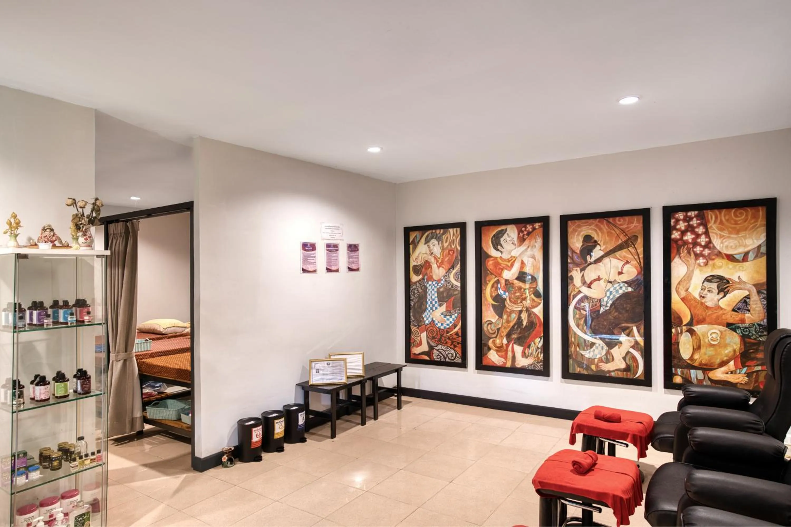 Massage in Tuana Hotels The Phulin Resort