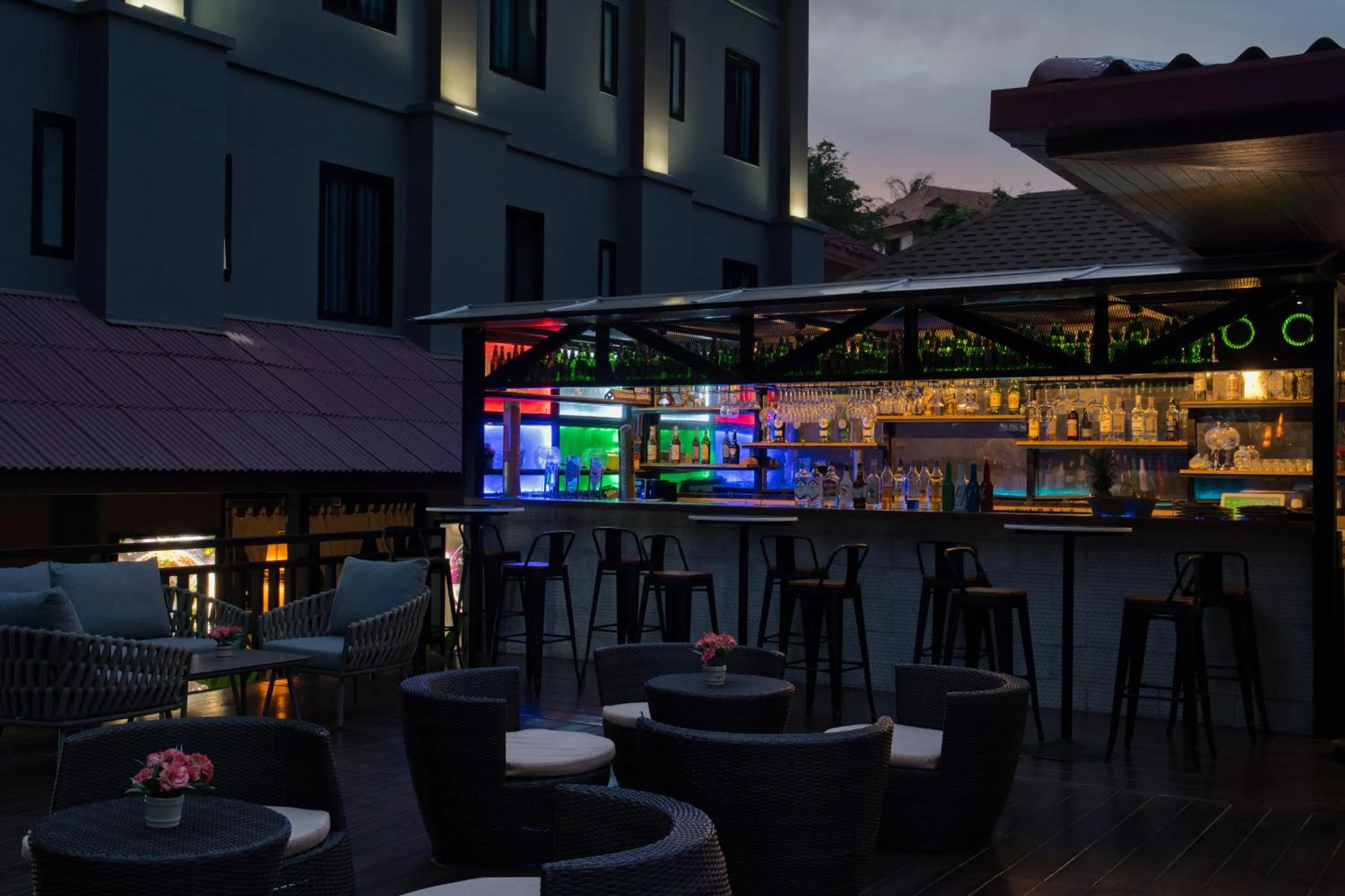 Restaurant/places to eat in Tuana Hotels The Phulin Resort