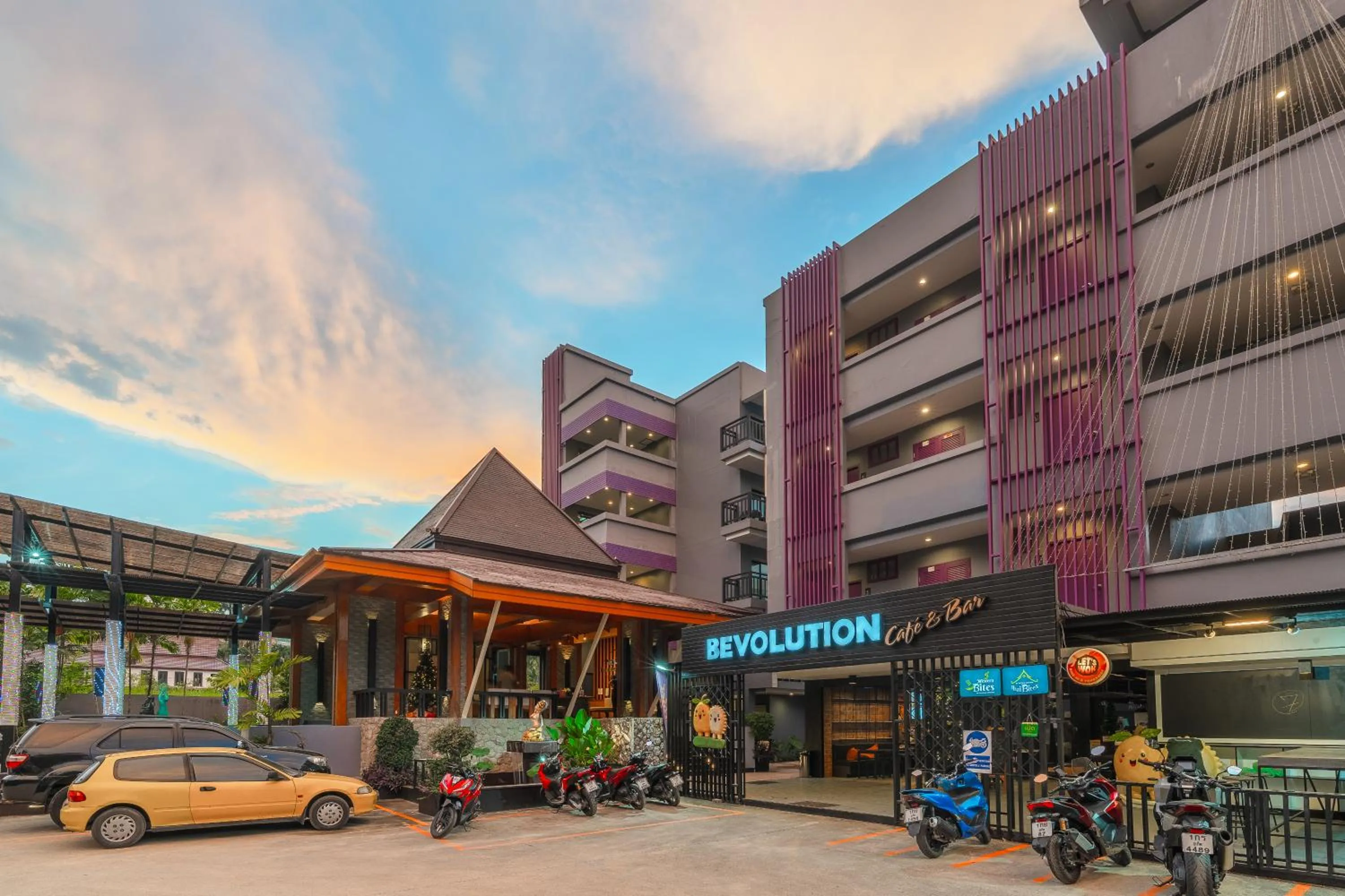 Property building in Phuvaree Resort