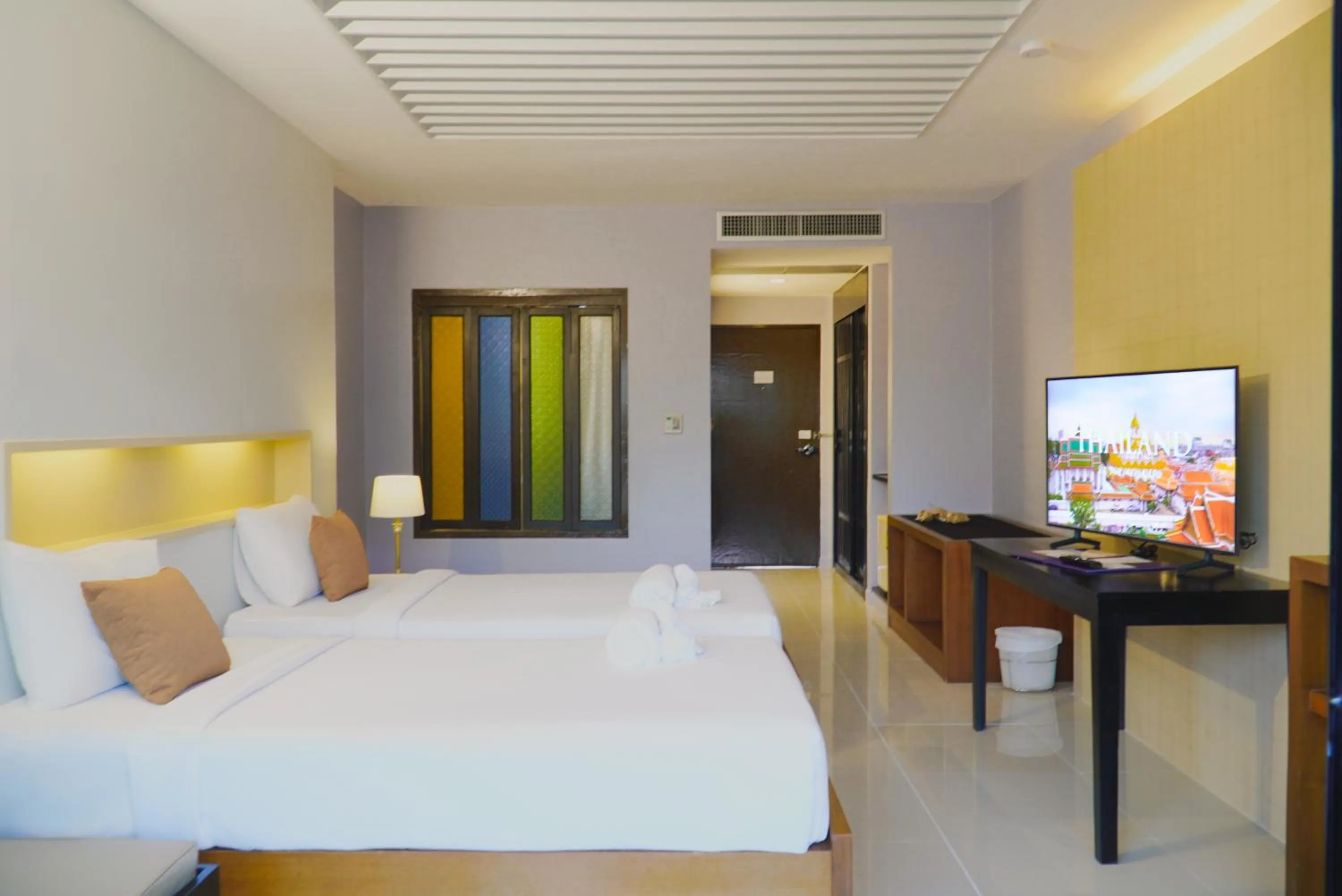 Bed in Phuvaree Resort