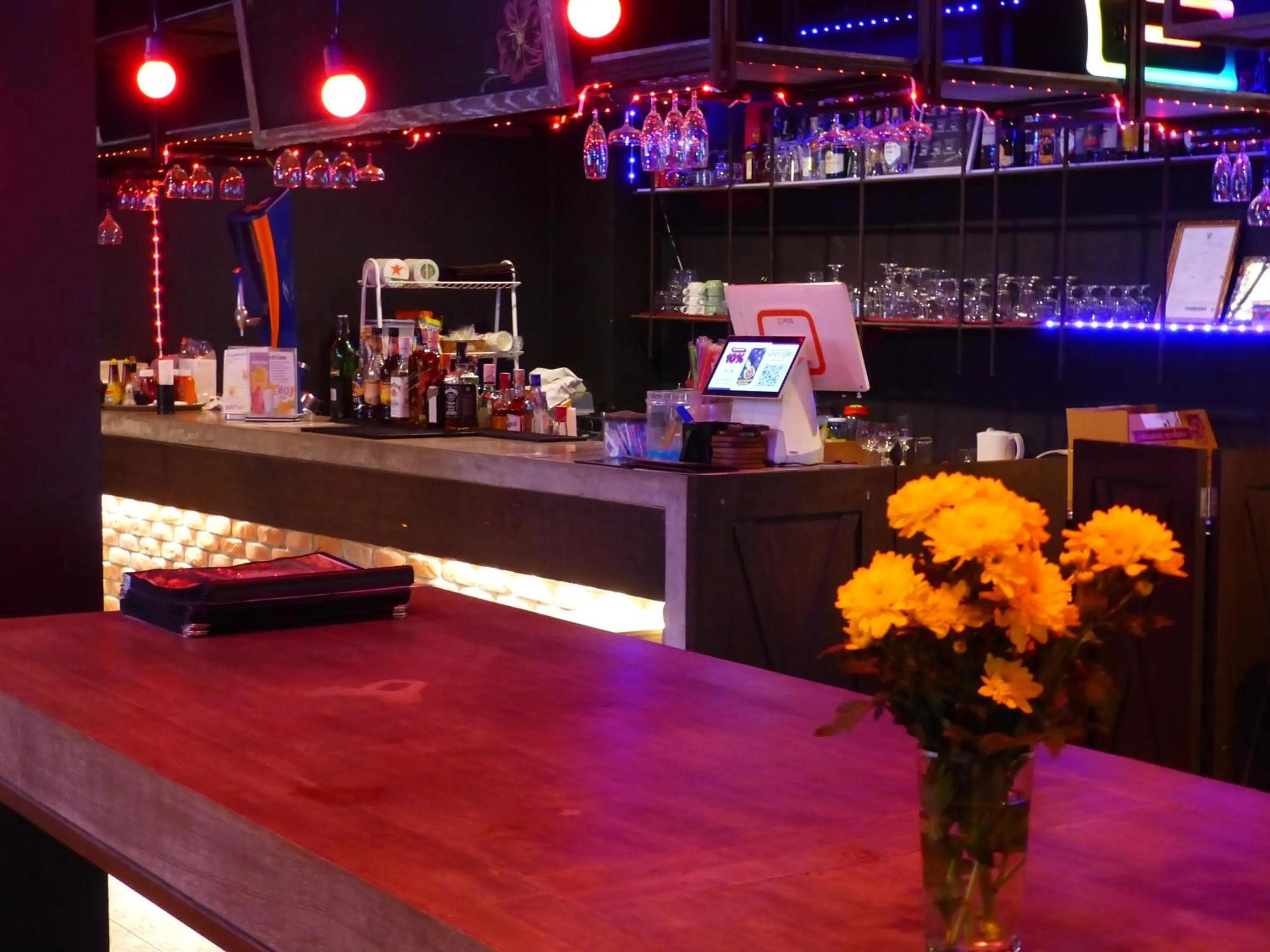 Lounge or bar in Phuvaree Resort