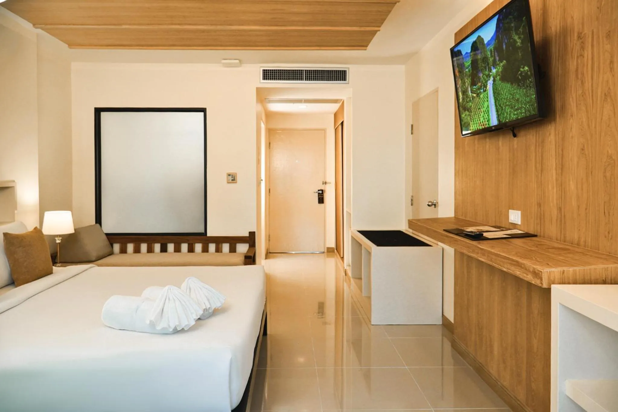 Bedroom, Bed in Phuvaree Resort