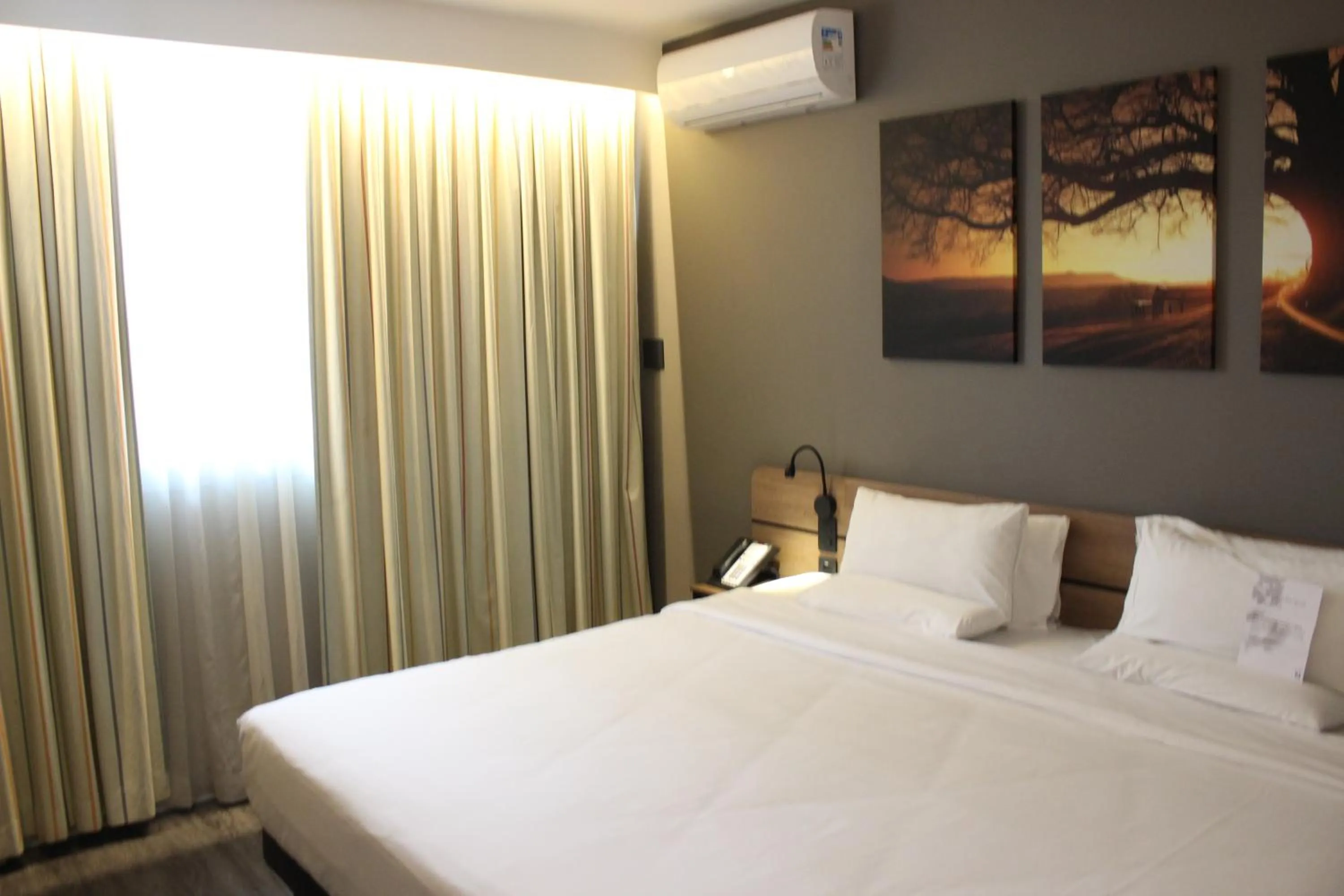 Bed in Novotel Sao Paulo Morumbi