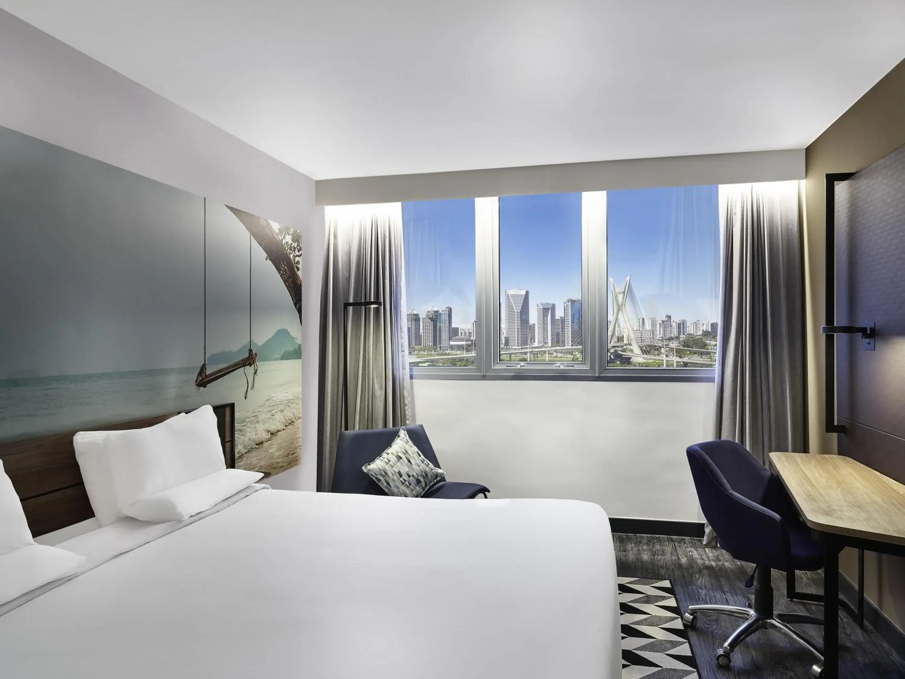 Superior Apartment with Double Bed and Estaiada Bridge View in Novotel Sao Paulo Morumbi Superior Apartment with Double Bed and Estaiada Bridge View in Novotel Sao Paulo Morumbi