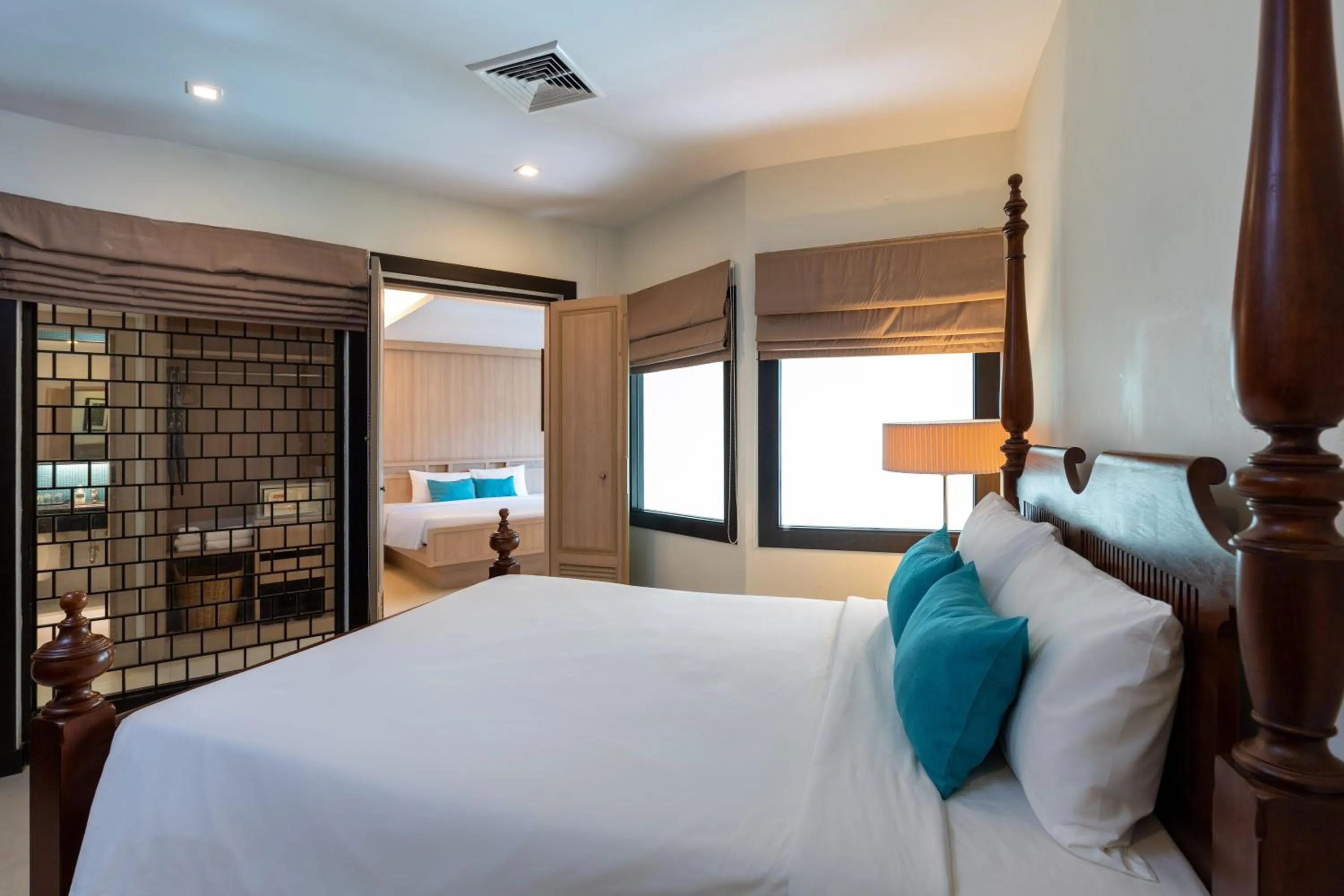 Photo of the whole room, Bed in Krabi Tipa Resort