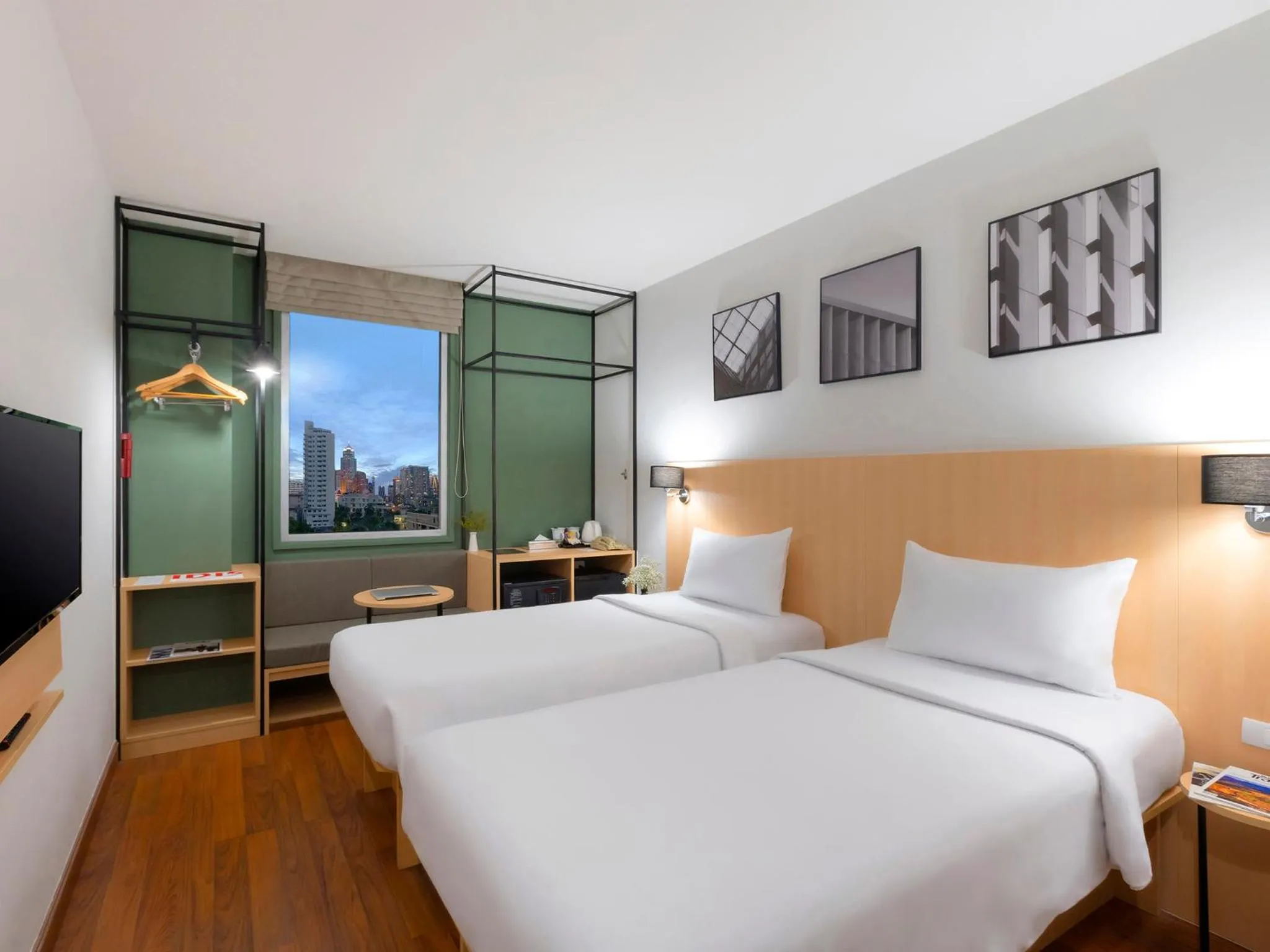 Bed in Ibis Bangkok Sukhumvit 4