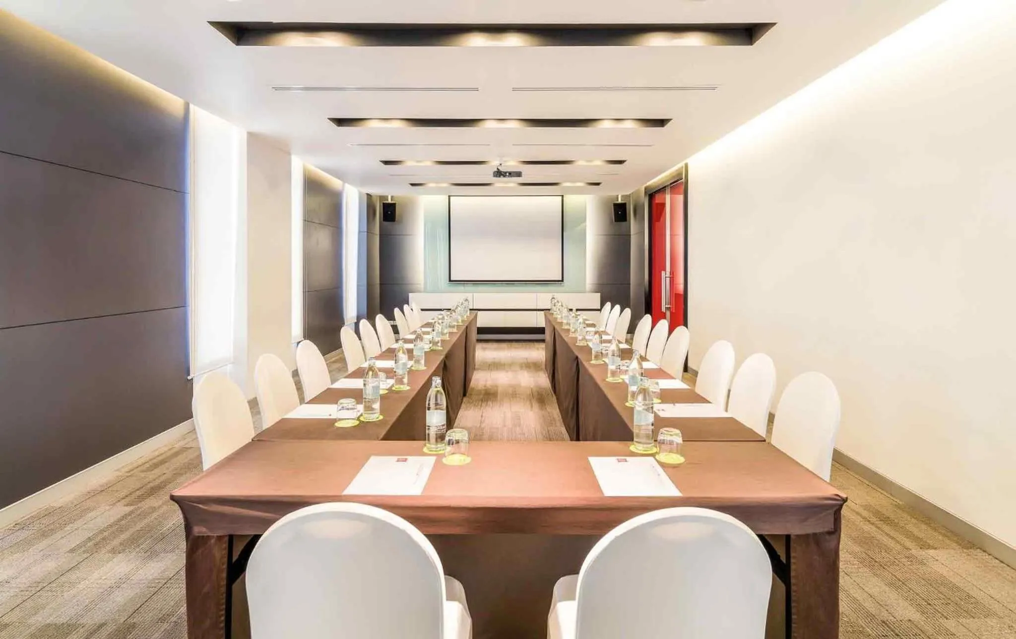 Meeting/conference room in Ibis Bangkok Sukhumvit 4