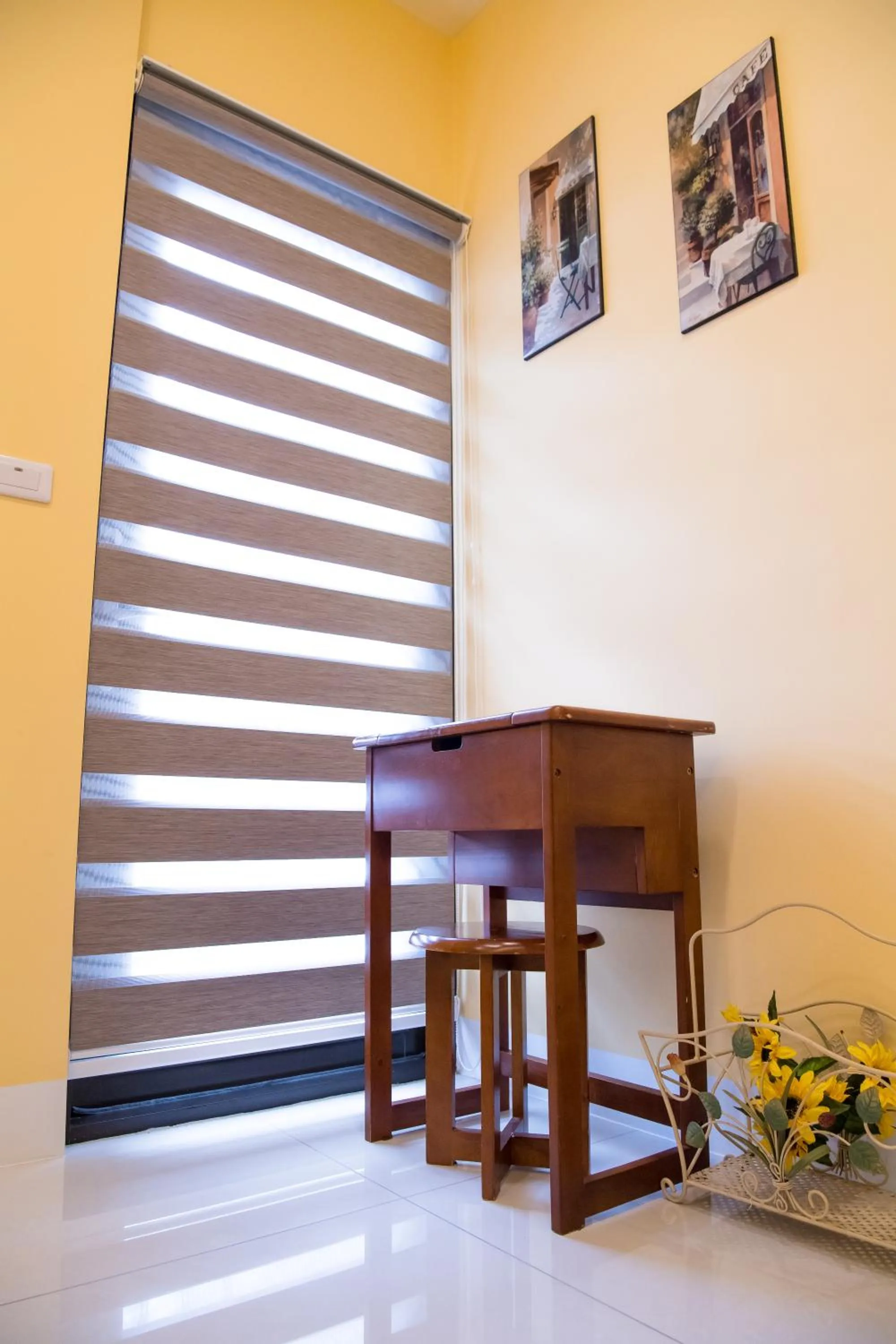 Photo of the whole room in Mysig