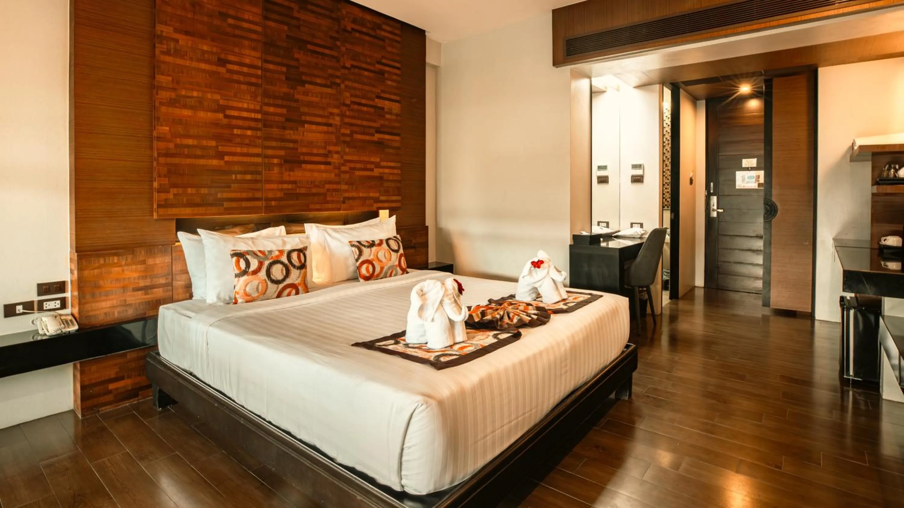 Bed in Am Samui Palace