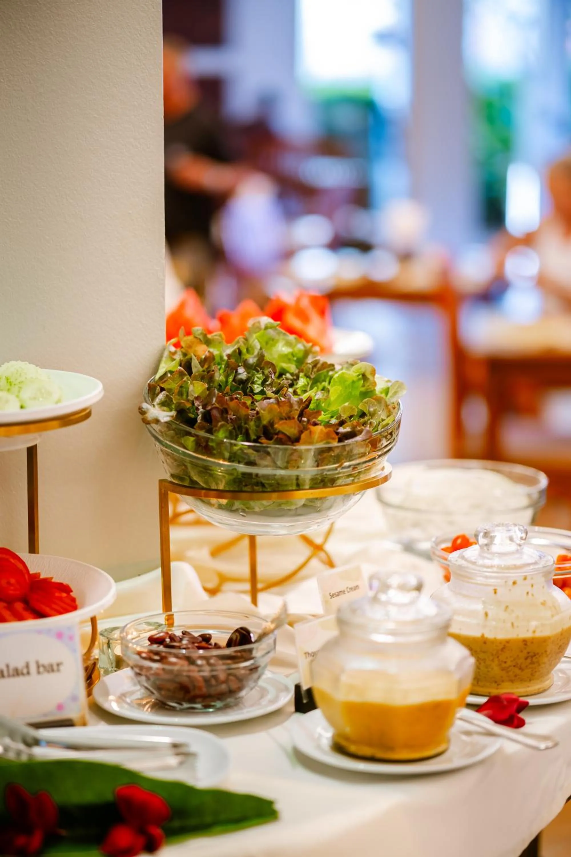 Restaurant/places to eat in Am Samui Palace