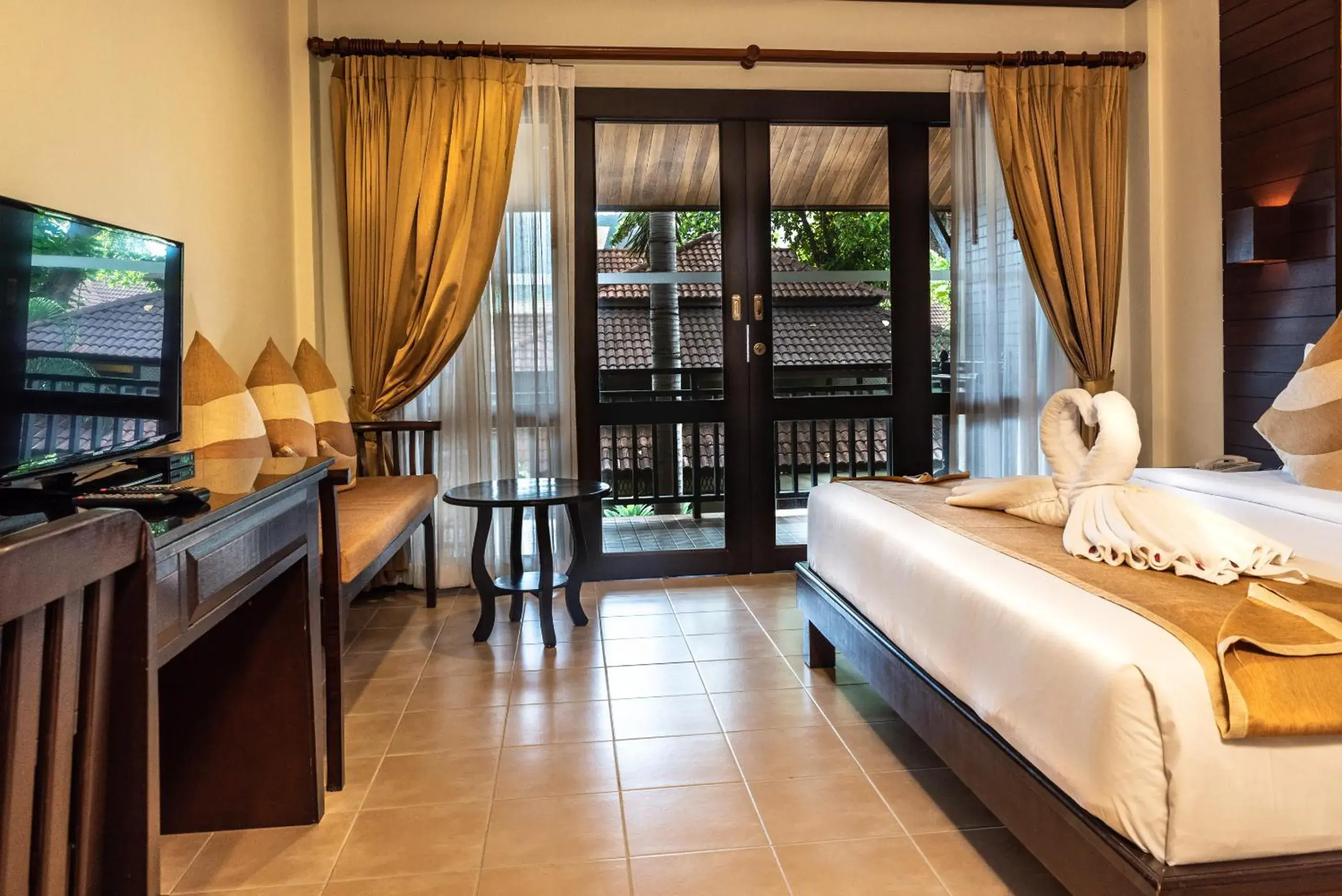 Superior King or Twin Room in Am Samui Palace Superior King or Twin Room in Am Samui Palace