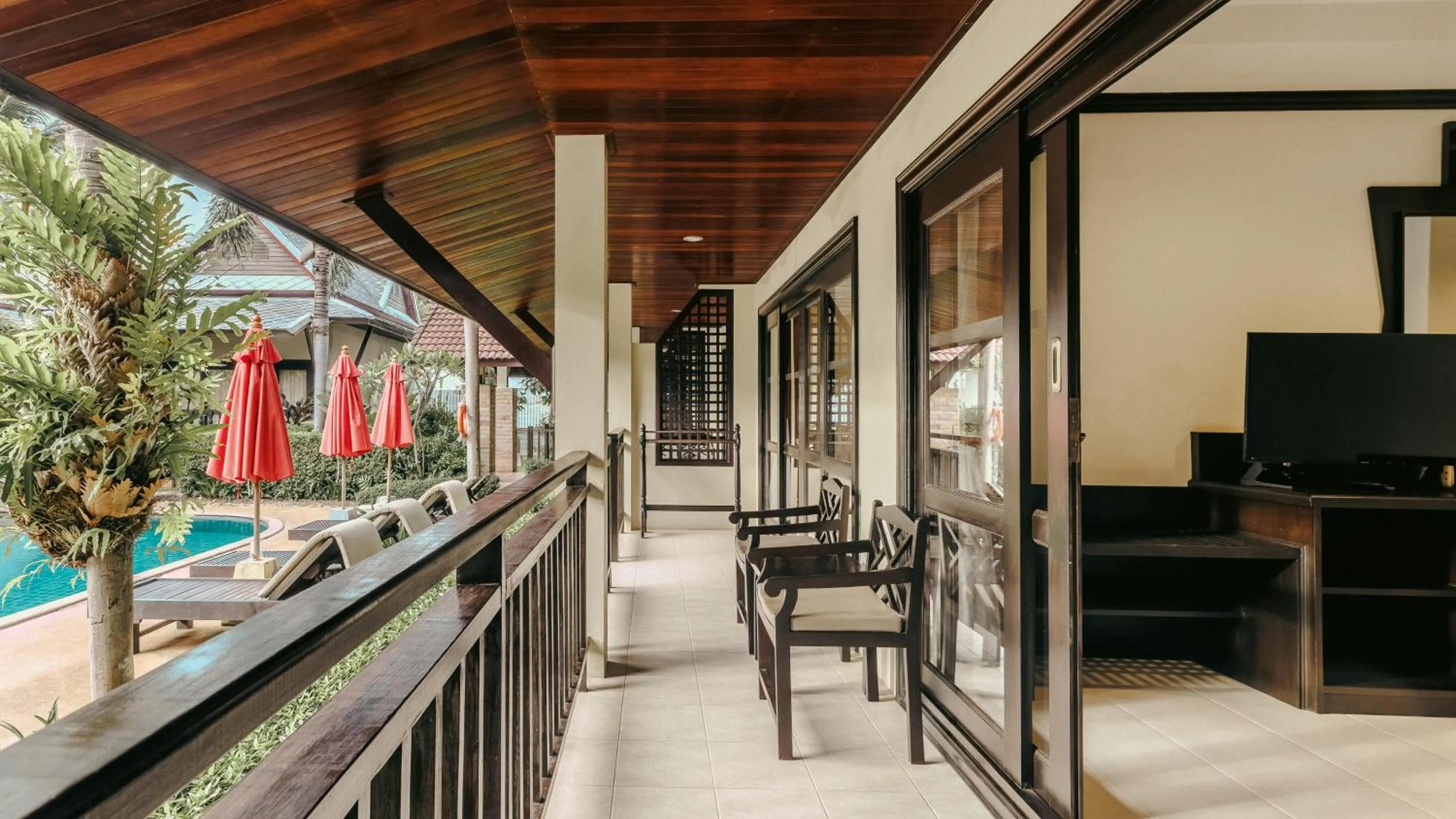 Balcony/Terrace in Am Samui Palace