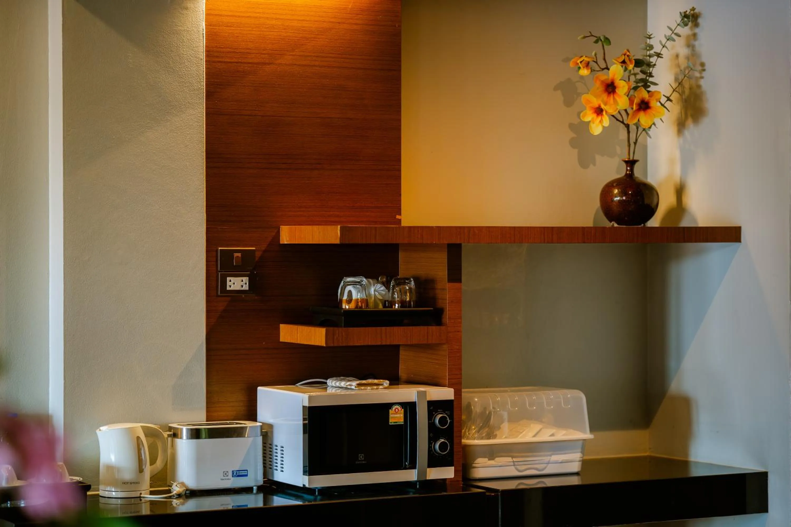 minibar in Am Samui Palace