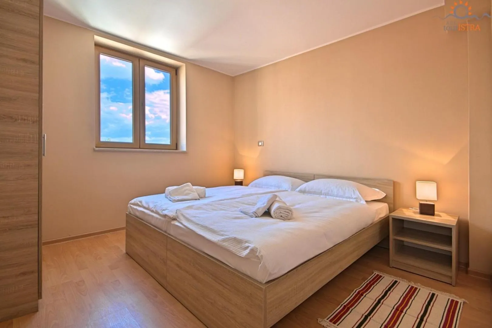 Bed in Rotonda Inn Novigrad