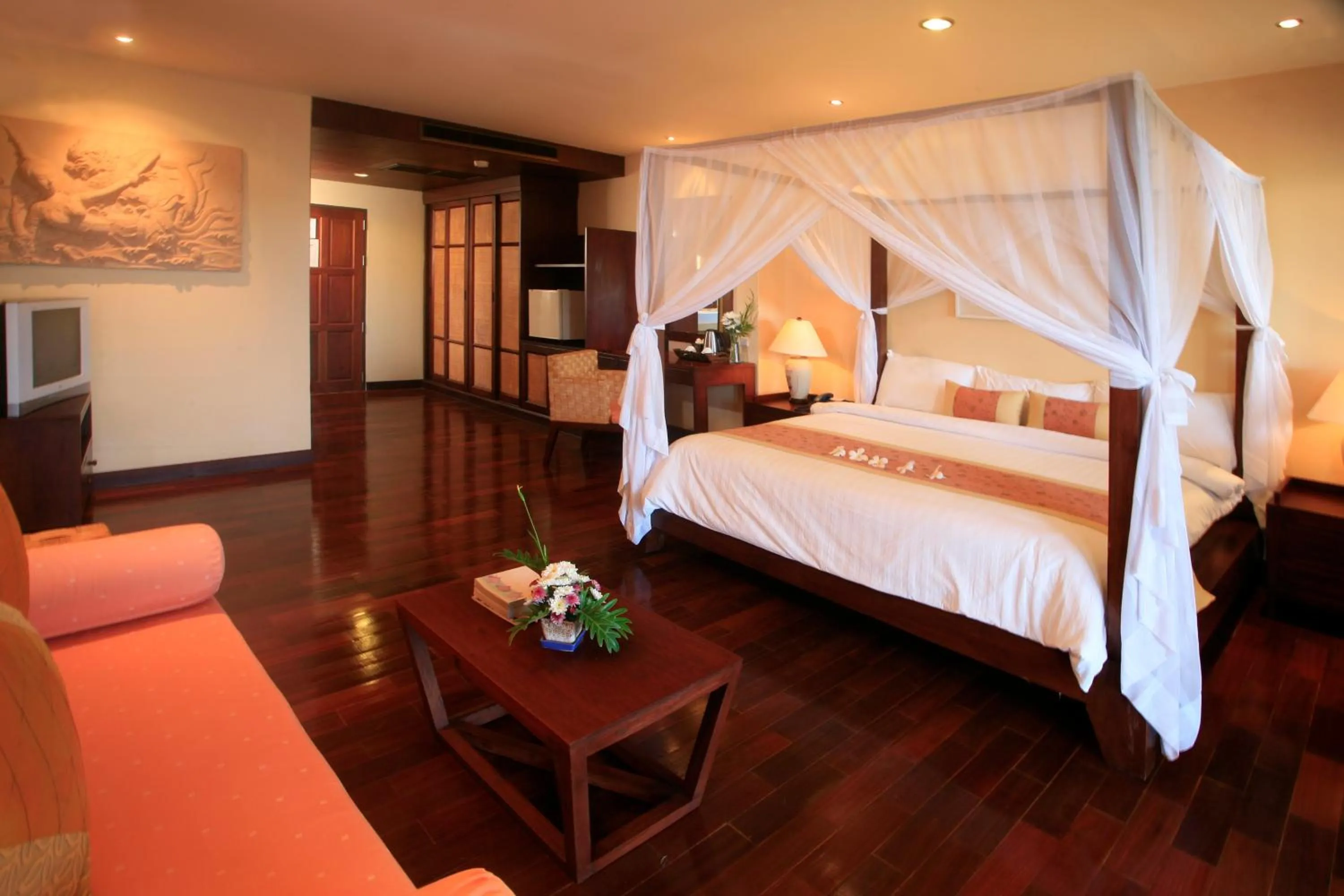 Bathroom, Bed in Coral Cliff Beach Resort Samui - SHA Plus