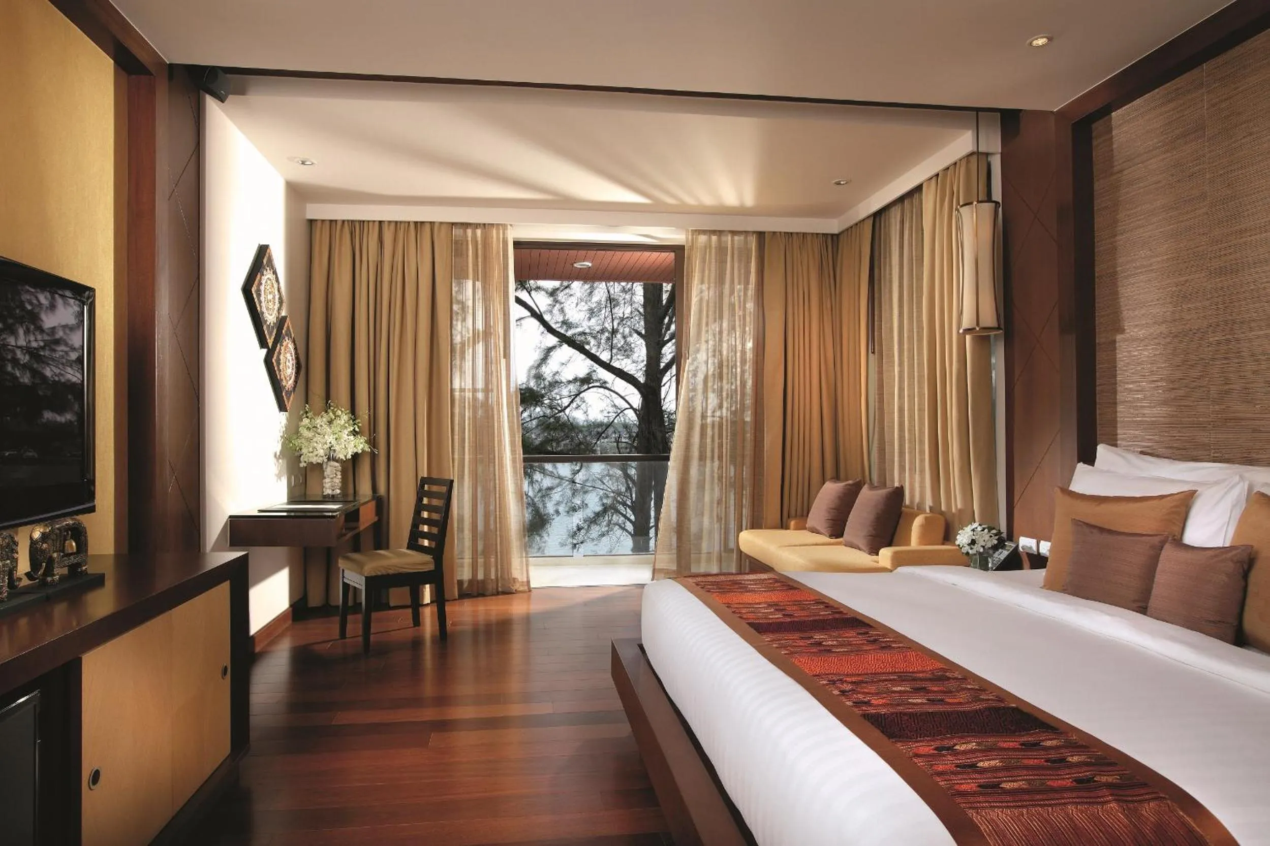 Bedroom, Bed in Mövenpick Resort Bangtao Beach Phuket