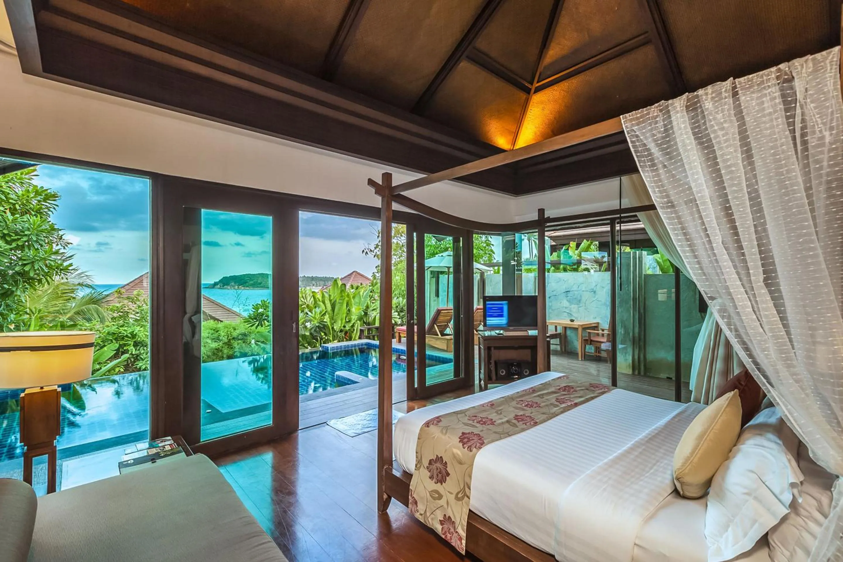 Bed in Nora Buri Resort & Spa - SHA Extra Plus