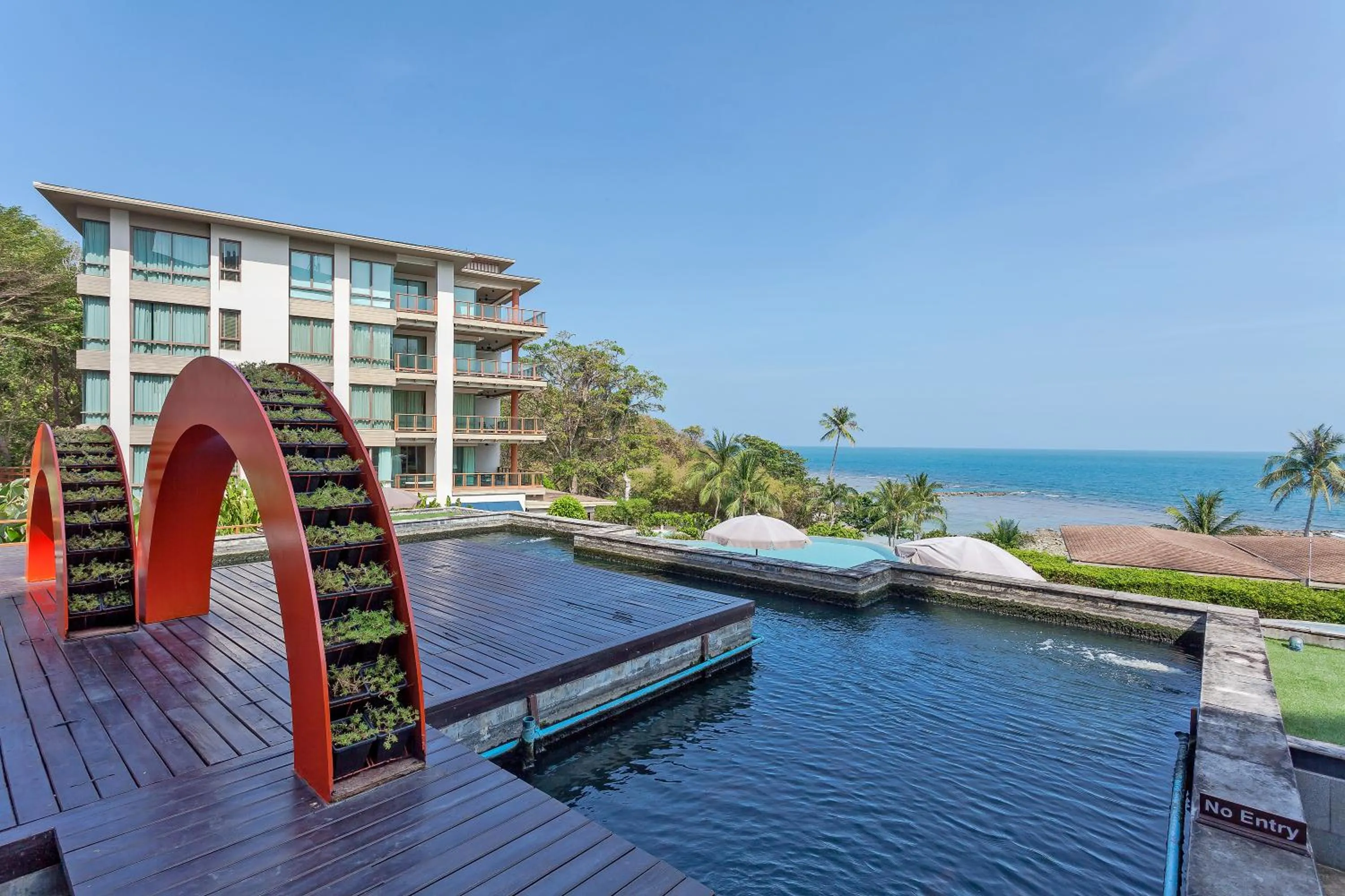 Property building in ShaSa Resort - Luxury Beachfront Suites