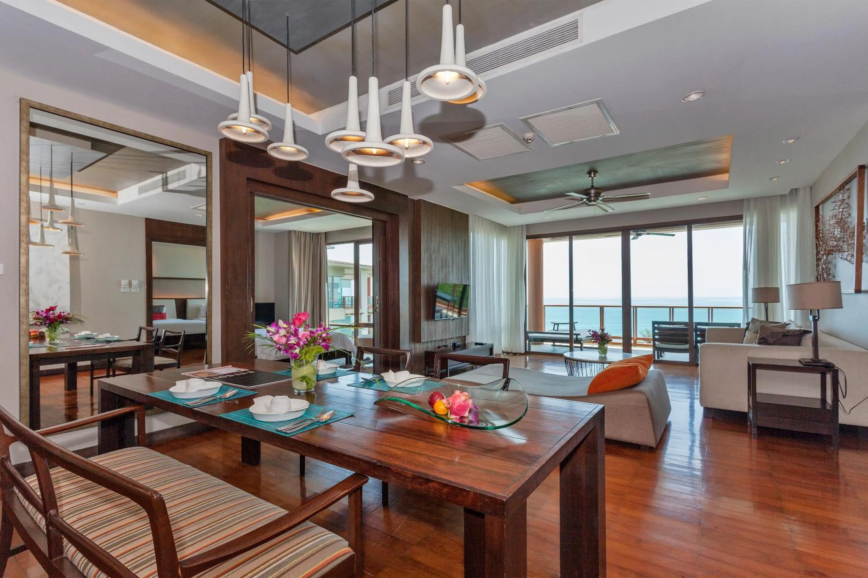 Living room in ShaSa Resort - Luxury Beachfront Suites