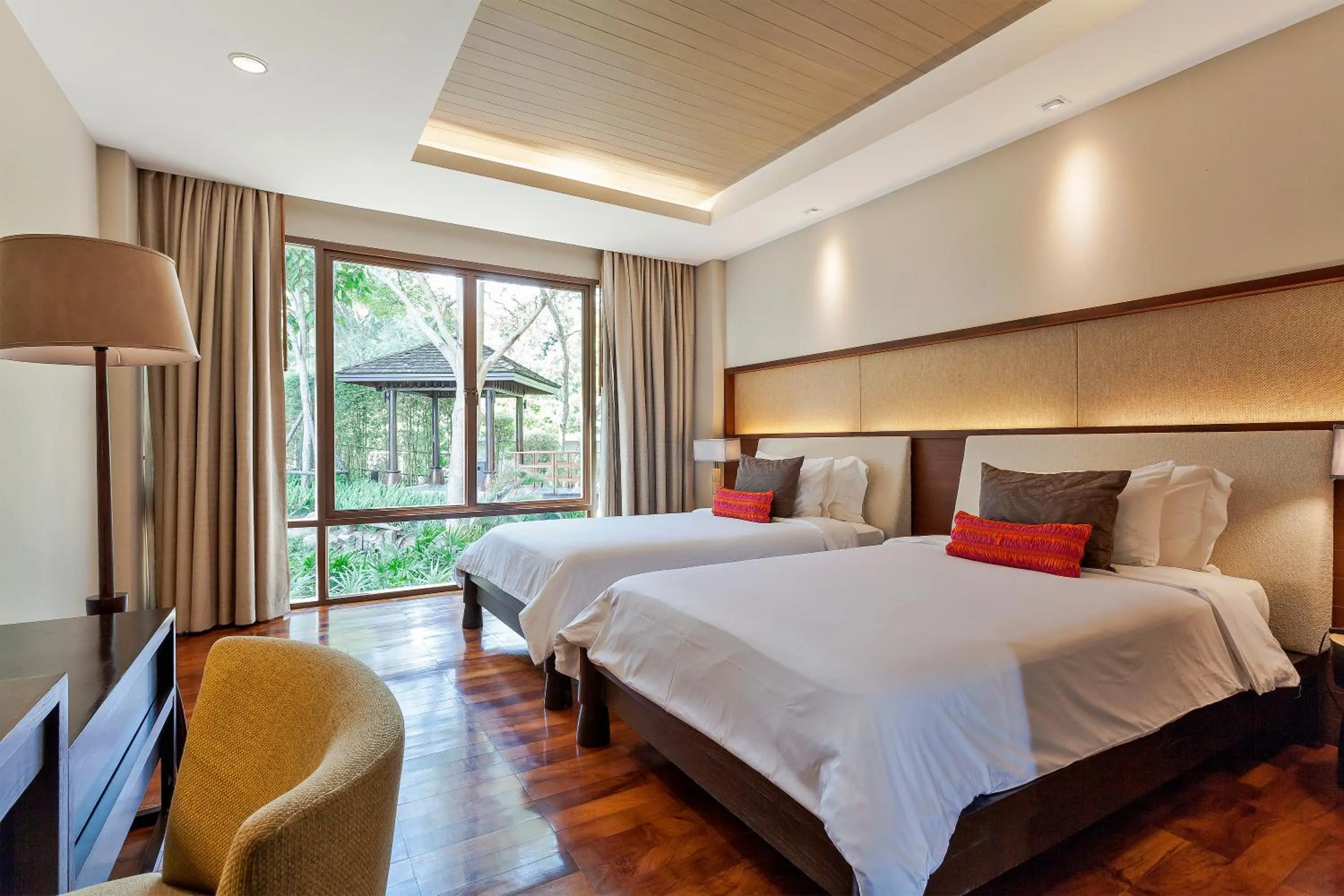 Bed in ShaSa Resort - Luxury Beachfront Suites