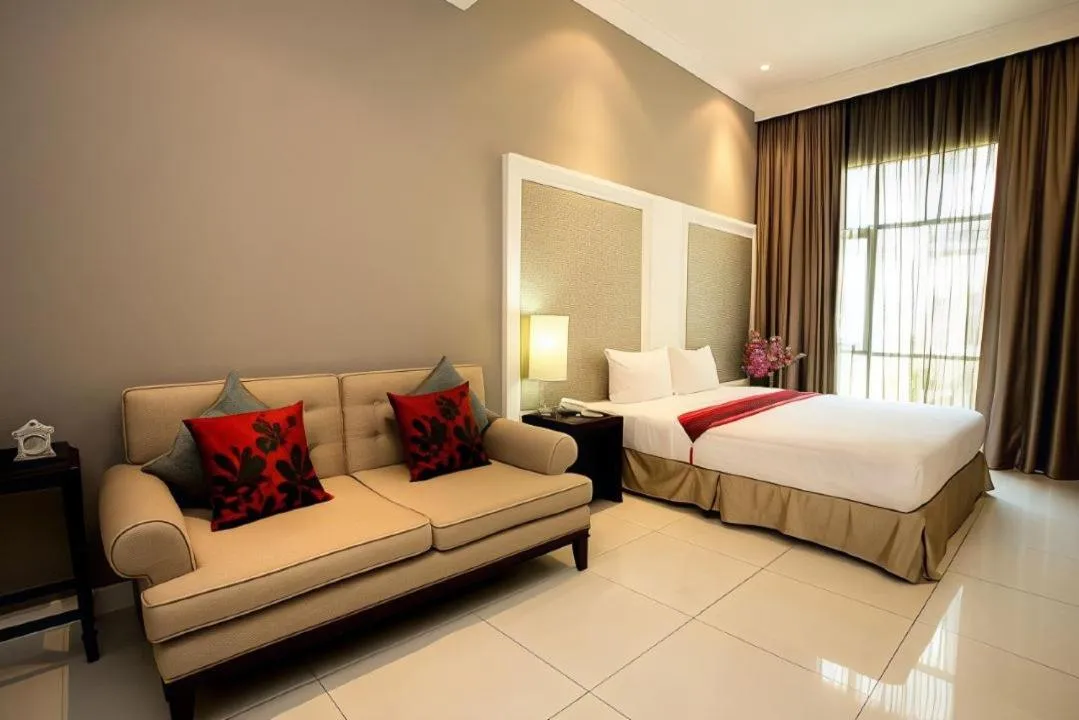 Bed in Hope Land Hotel 46/1