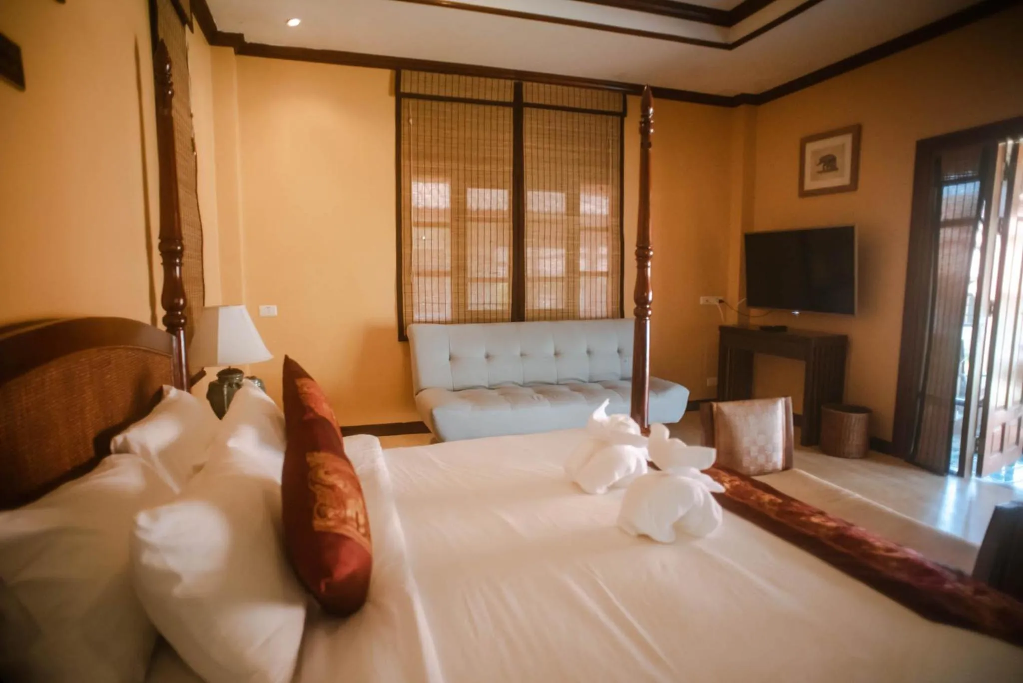 Bed in The Aiyapura Koh Chang