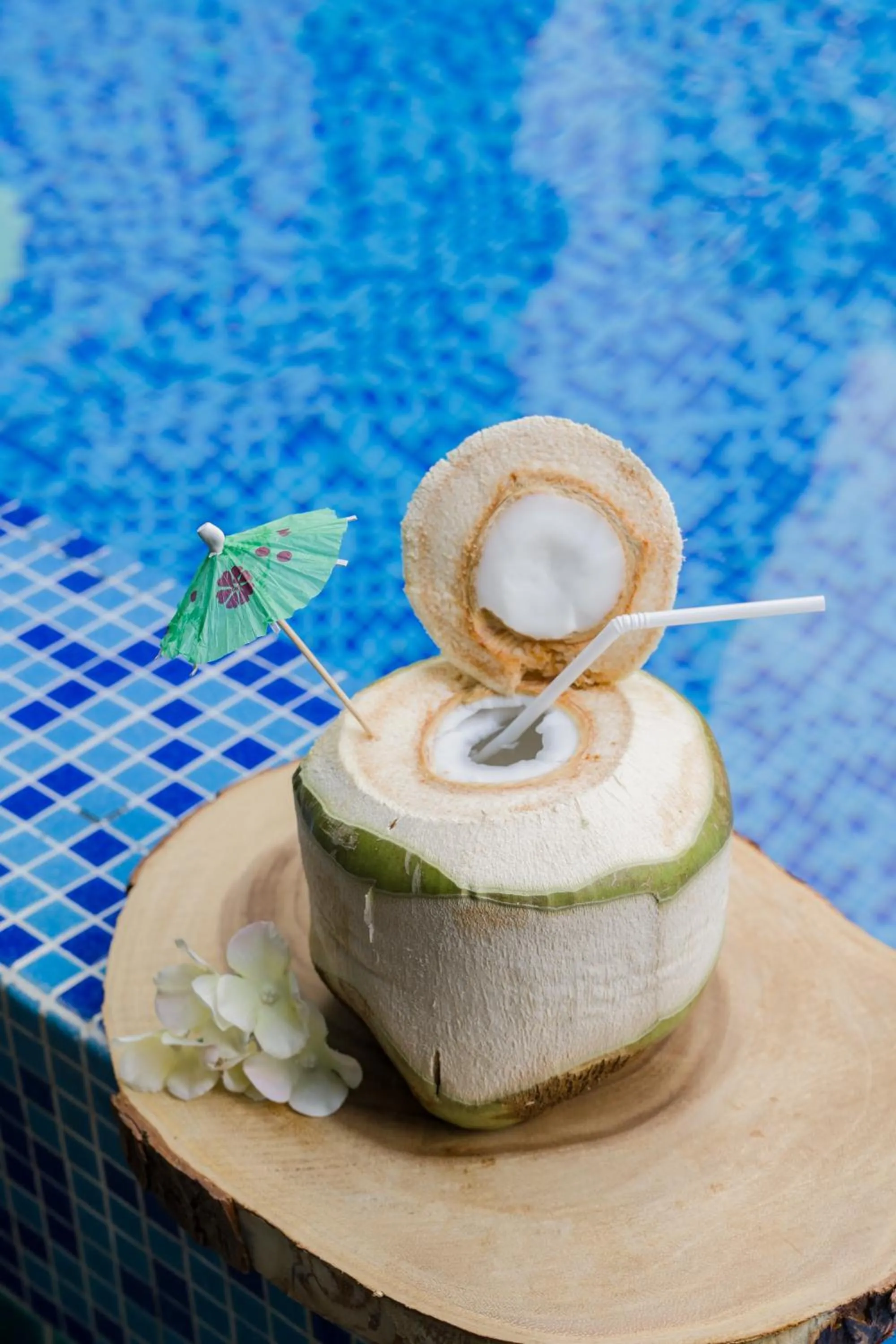 Restaurant/places to eat in La Petite Salil Sukhumvit Thonglor 1