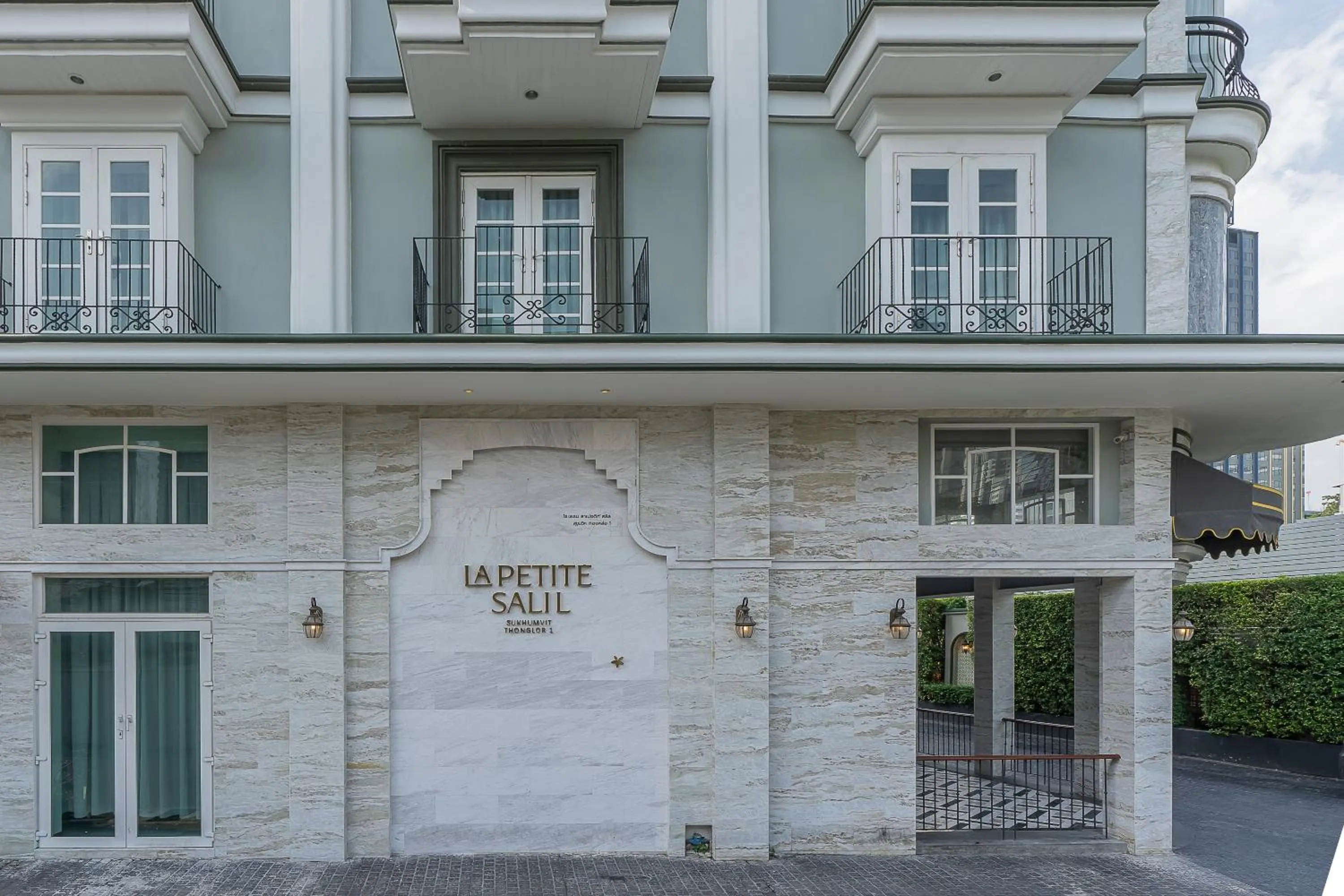 Property building in La Petite Salil Sukhumvit Thonglor 1