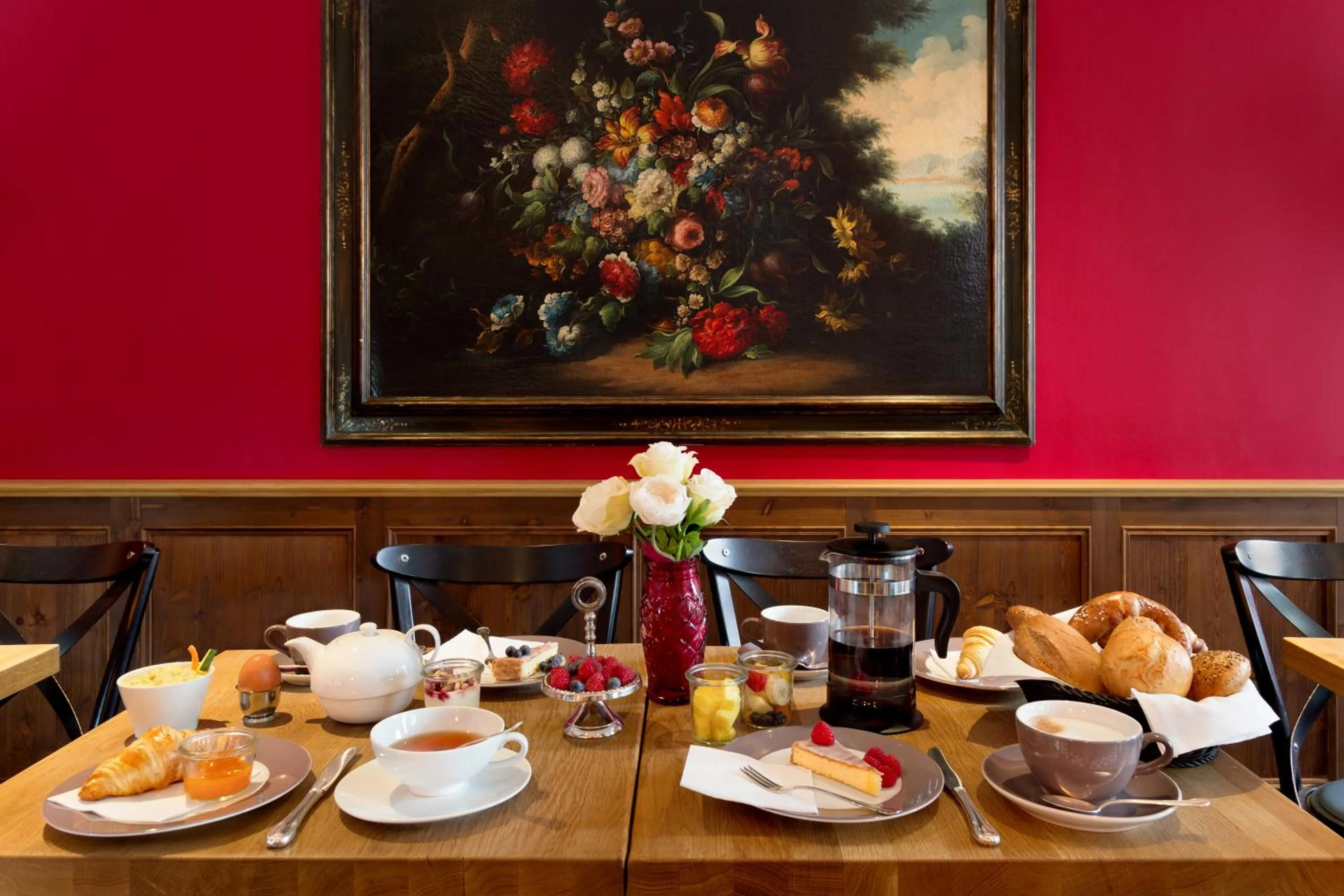 Breakfast in Hotel im Hof