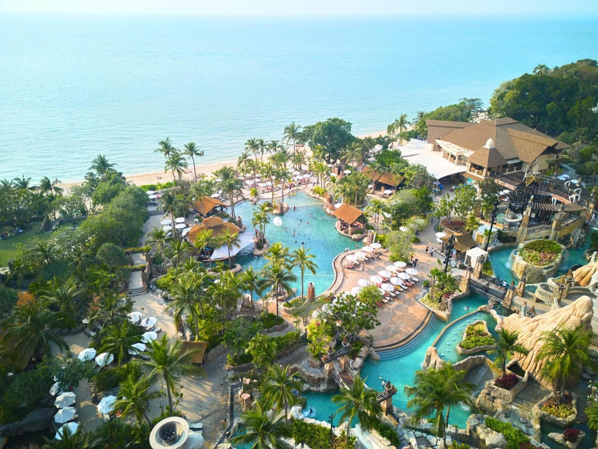 Swimming pool in Centara Grand Mirage Beach Resort Pattaya