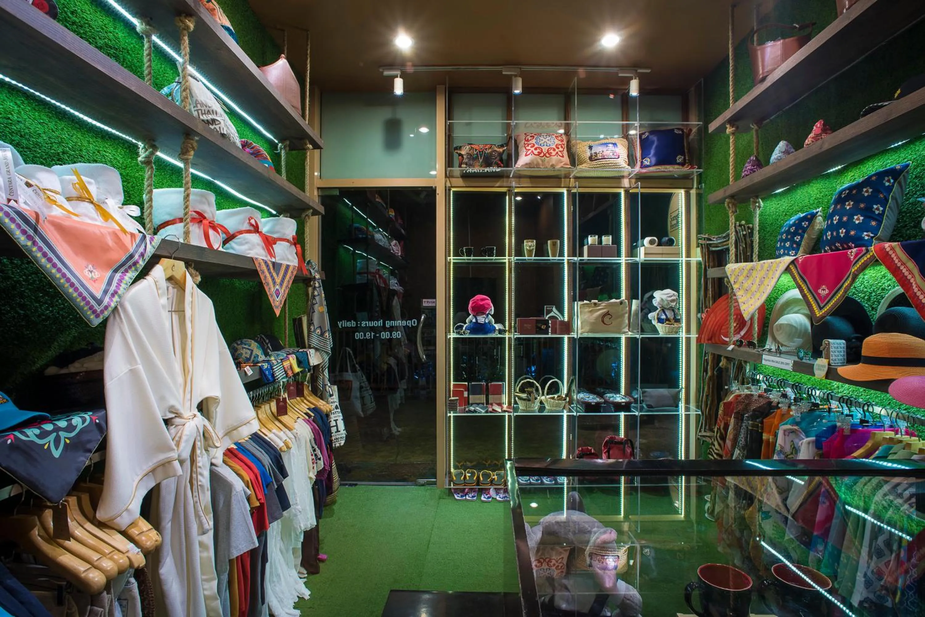 Shopping Area in Centara Grand Mirage Beach Resort Pattaya