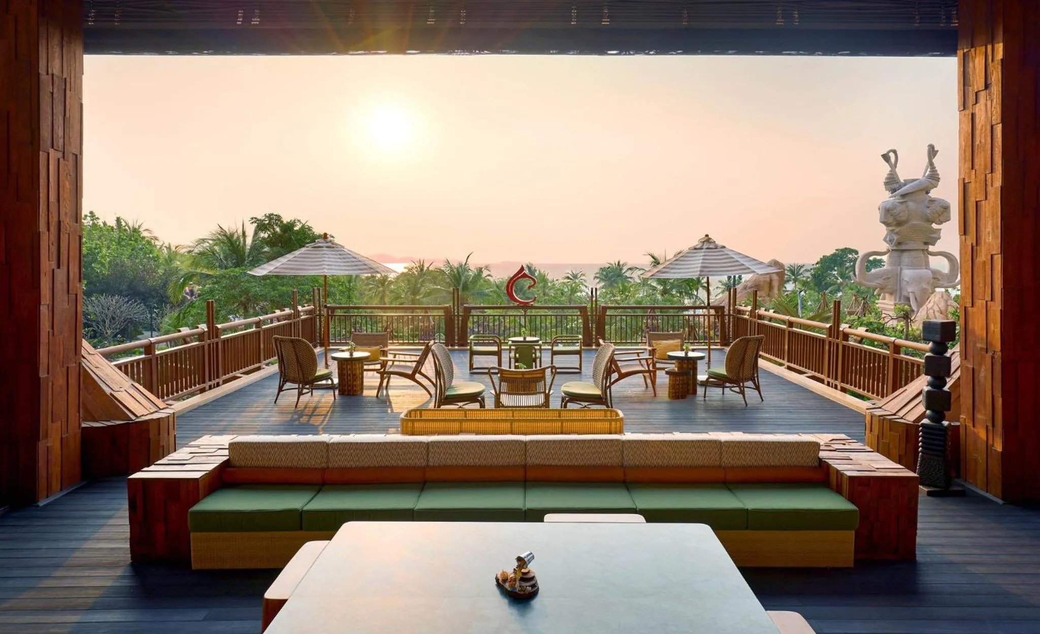 Restaurant/places to eat in Centara Grand Mirage Beach Resort Pattaya