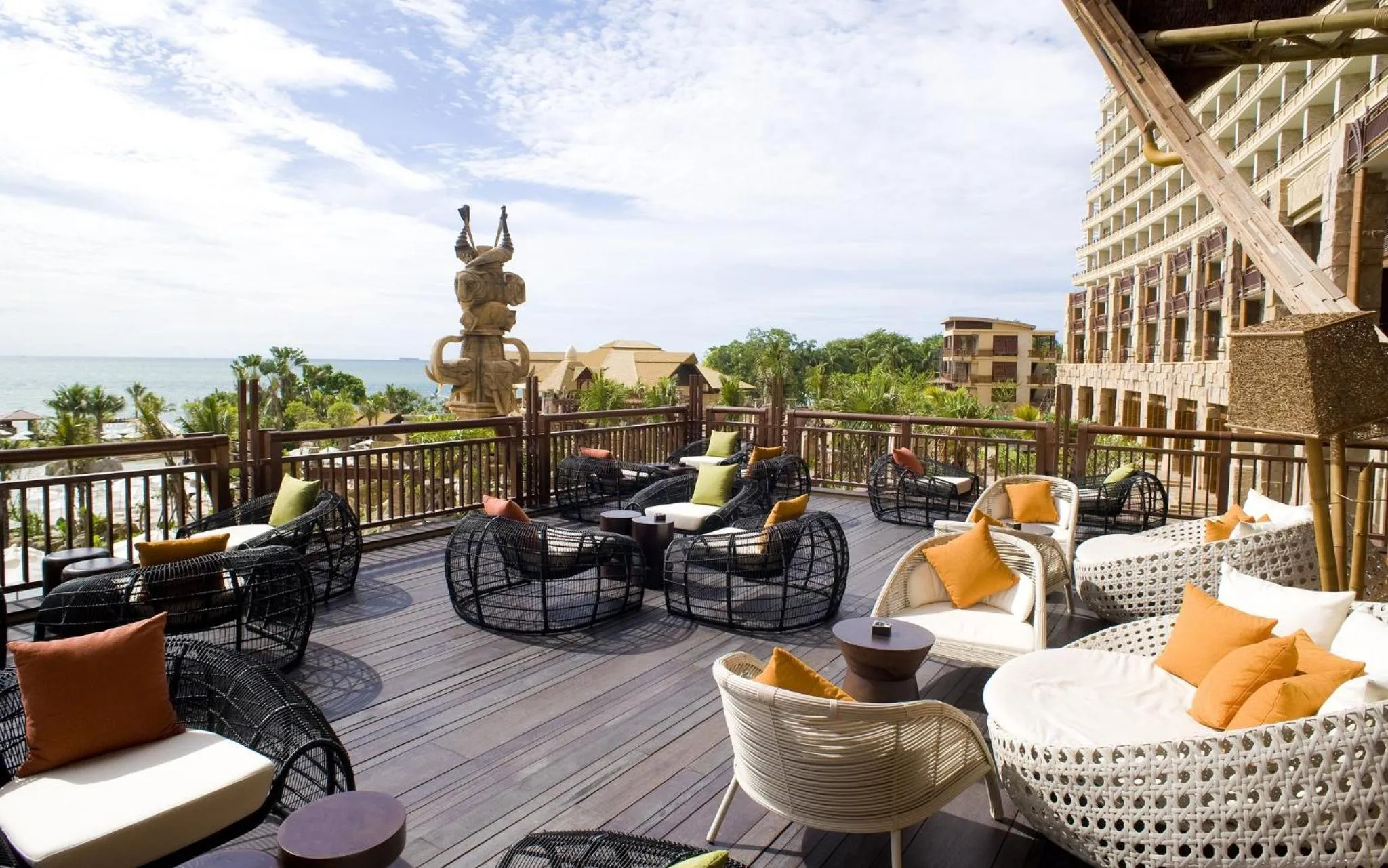 Restaurant/places to eat in Centara Grand Mirage Beach Resort Pattaya