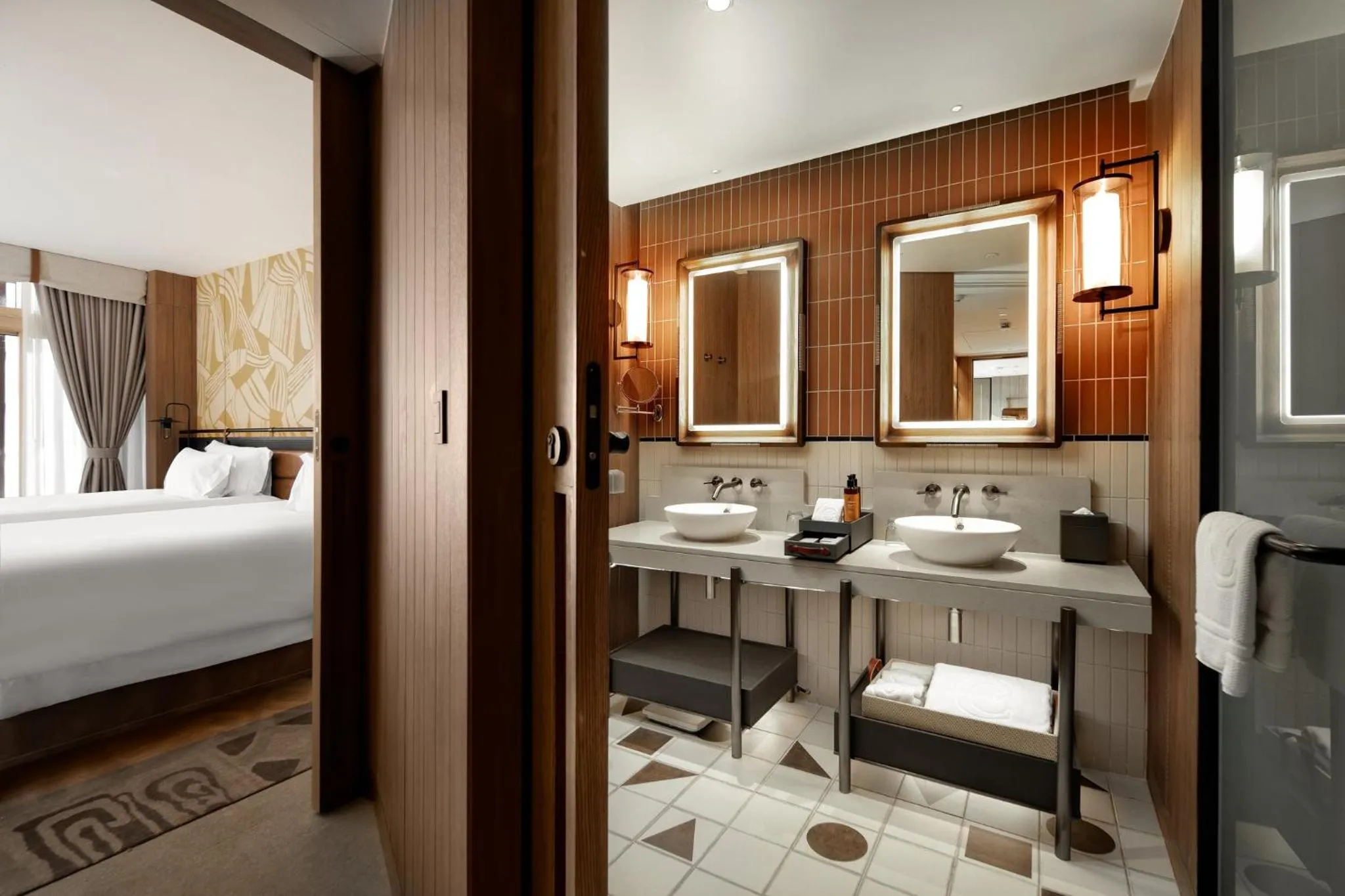 Photo of the whole room, Bed in Centara Grand Mirage Beach Resort Pattaya