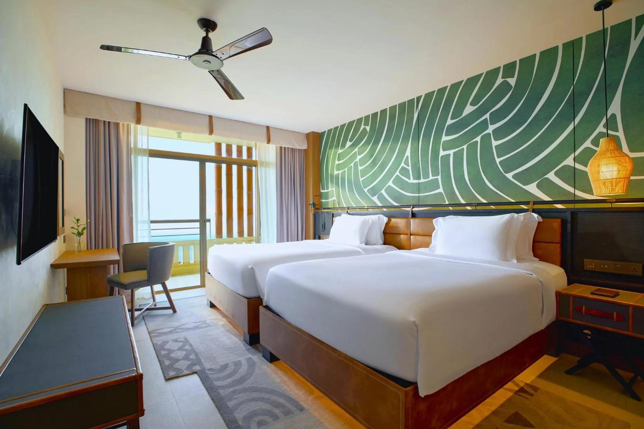 Photo of the whole room, Bed in Centara Grand Mirage Beach Resort Pattaya