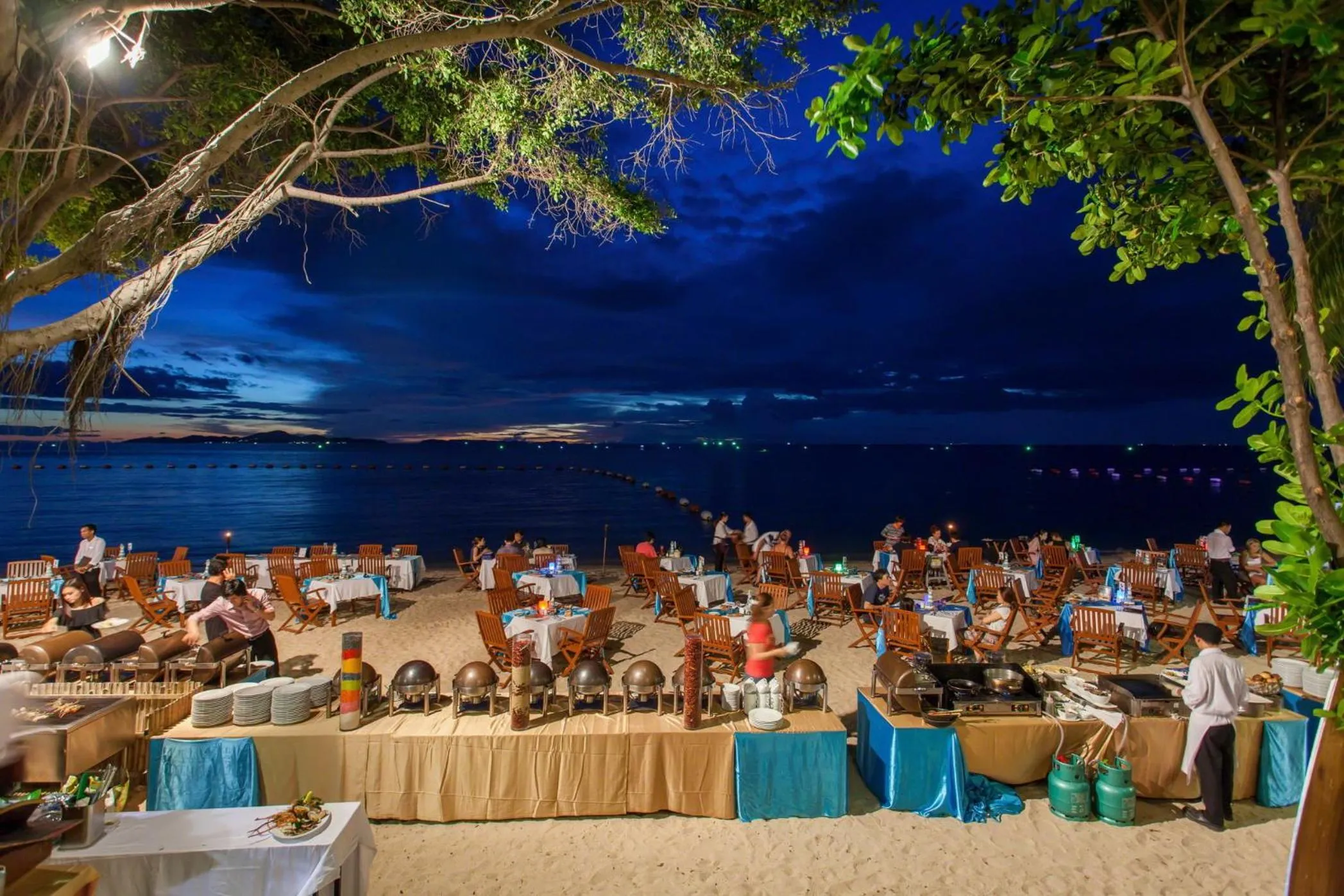 Restaurant/places to eat in Centara Grand Mirage Beach Resort Pattaya