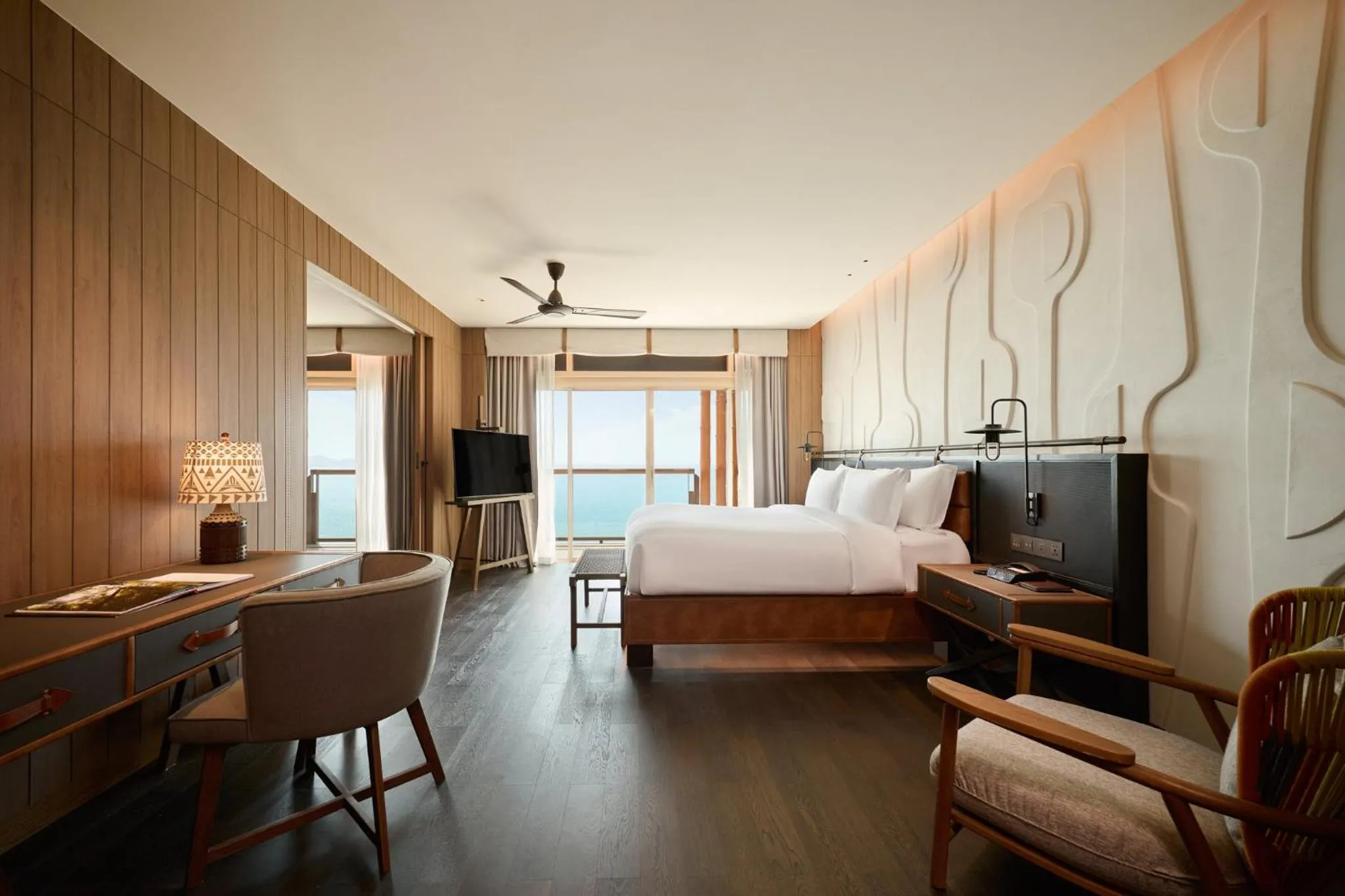 Photo of the whole room, Bed in Centara Grand Mirage Beach Resort Pattaya