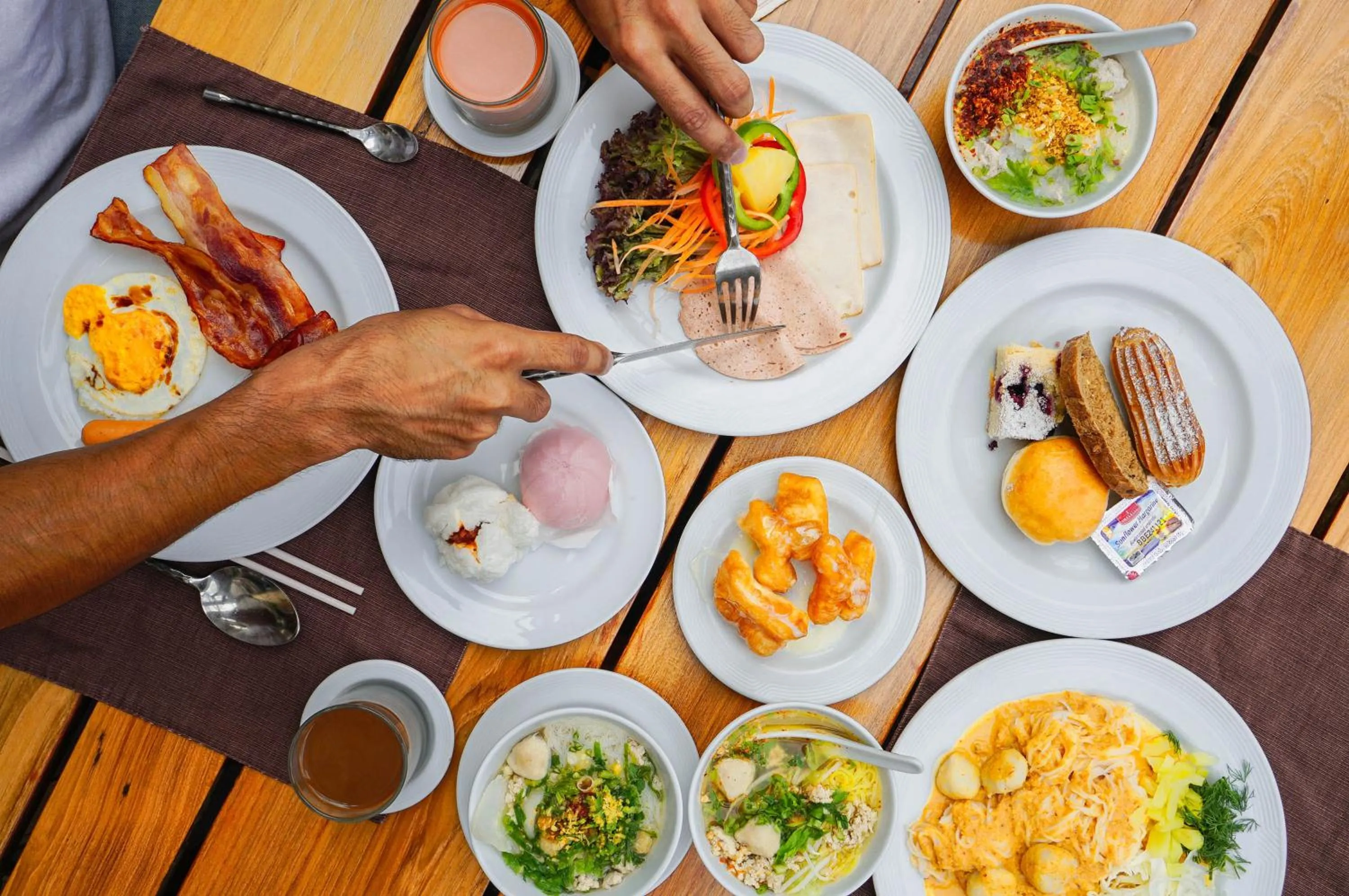 Food in Centara Grand Mirage Beach Resort Pattaya