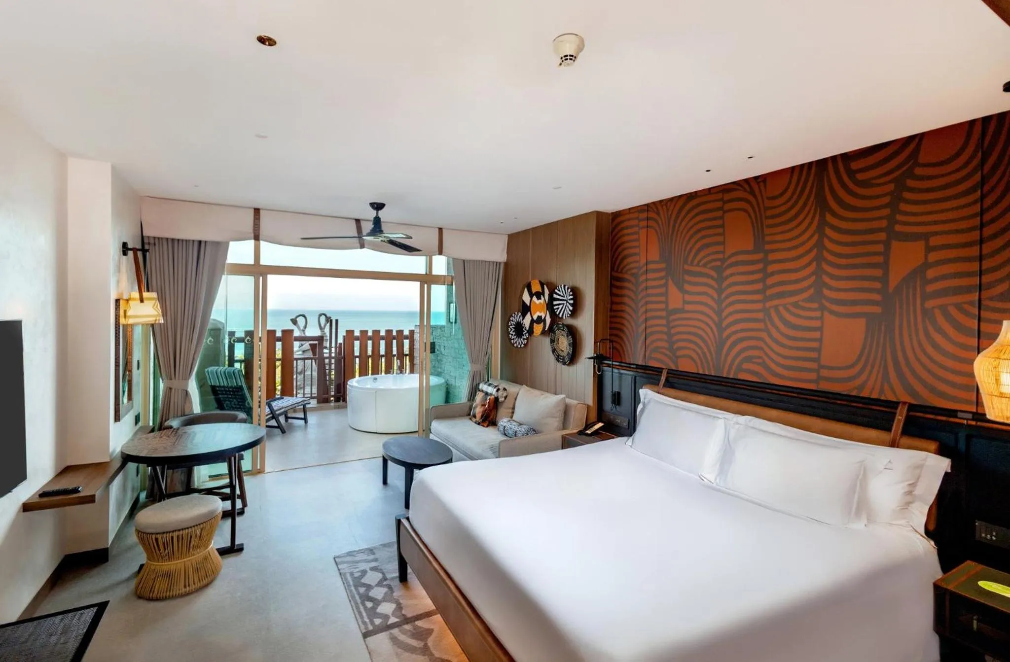 Photo of the whole room, Bed in Centara Grand Mirage Beach Resort Pattaya